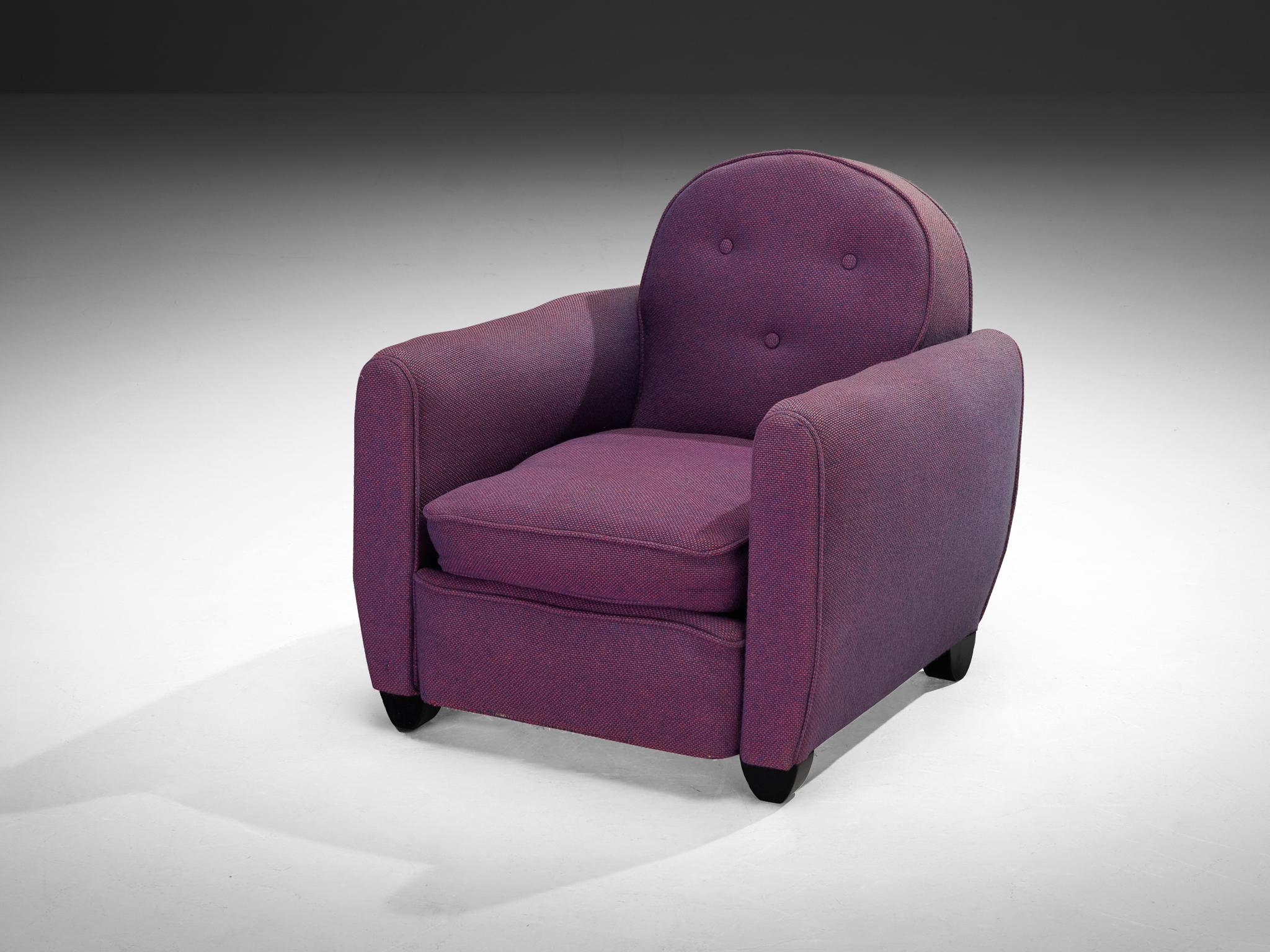 Mid-20th Century French Art Deco Pair of Lounge Chairs in Purple Upholstery For Sale