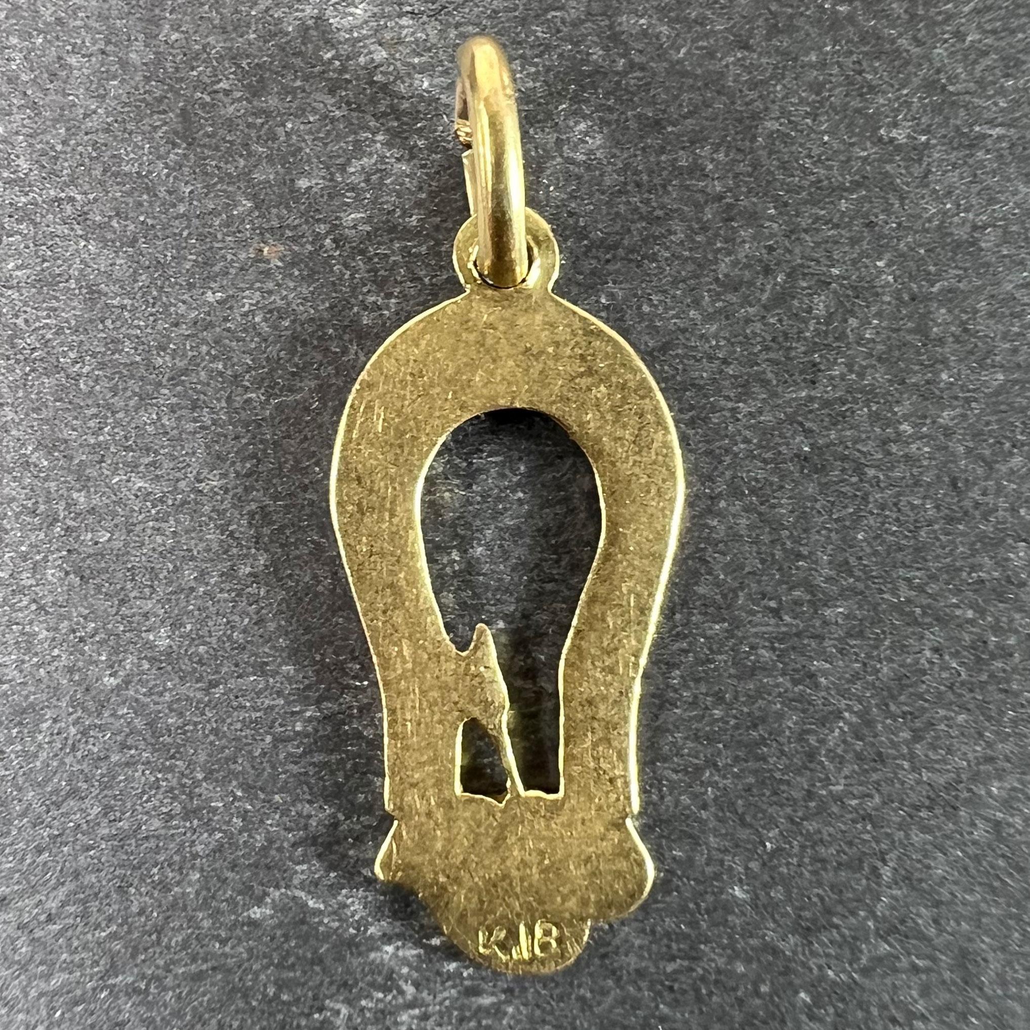 French Art Deco Love Magnet 18K Yellow Gold Enamel Charm Pendant In Good Condition For Sale In London, GB