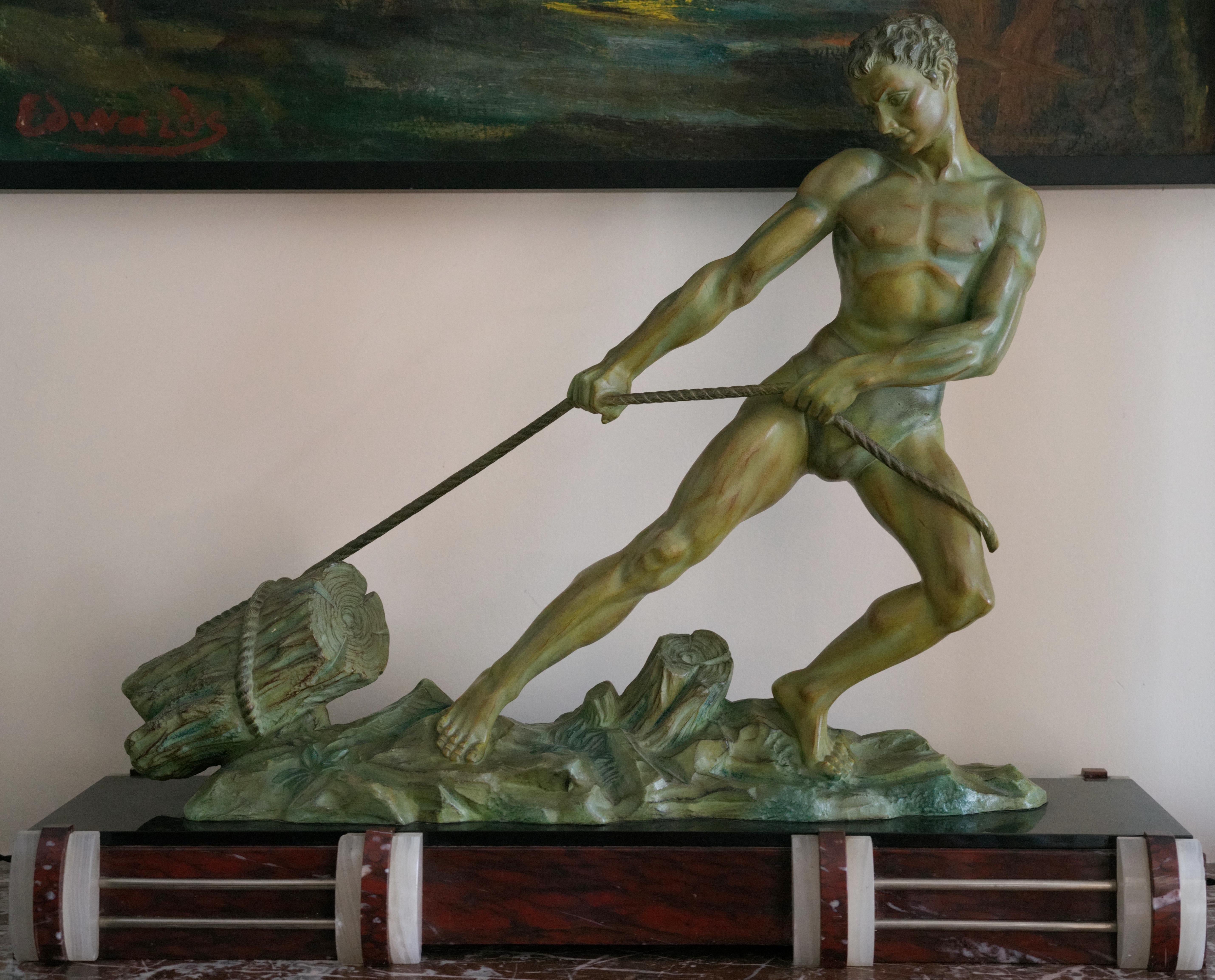 French Art Deco Lumberjack Sculpture, 1920 en Bueno estado para la venta en Saint-Amans-des-Cots, FR