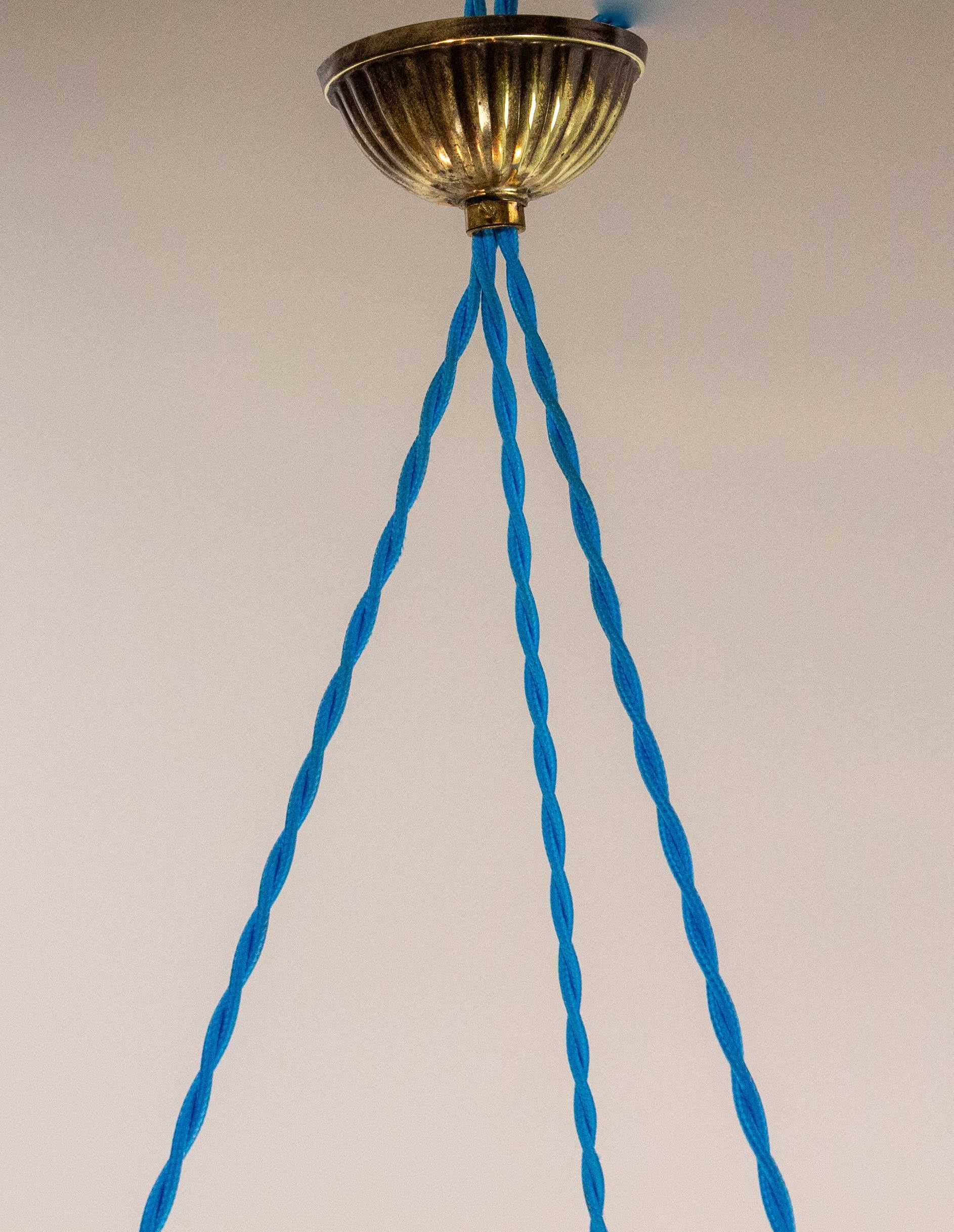 Lampadario a sospensione da soffitto francese in vetro blu Lustre Art Glass, 1930 circa in vendita 2