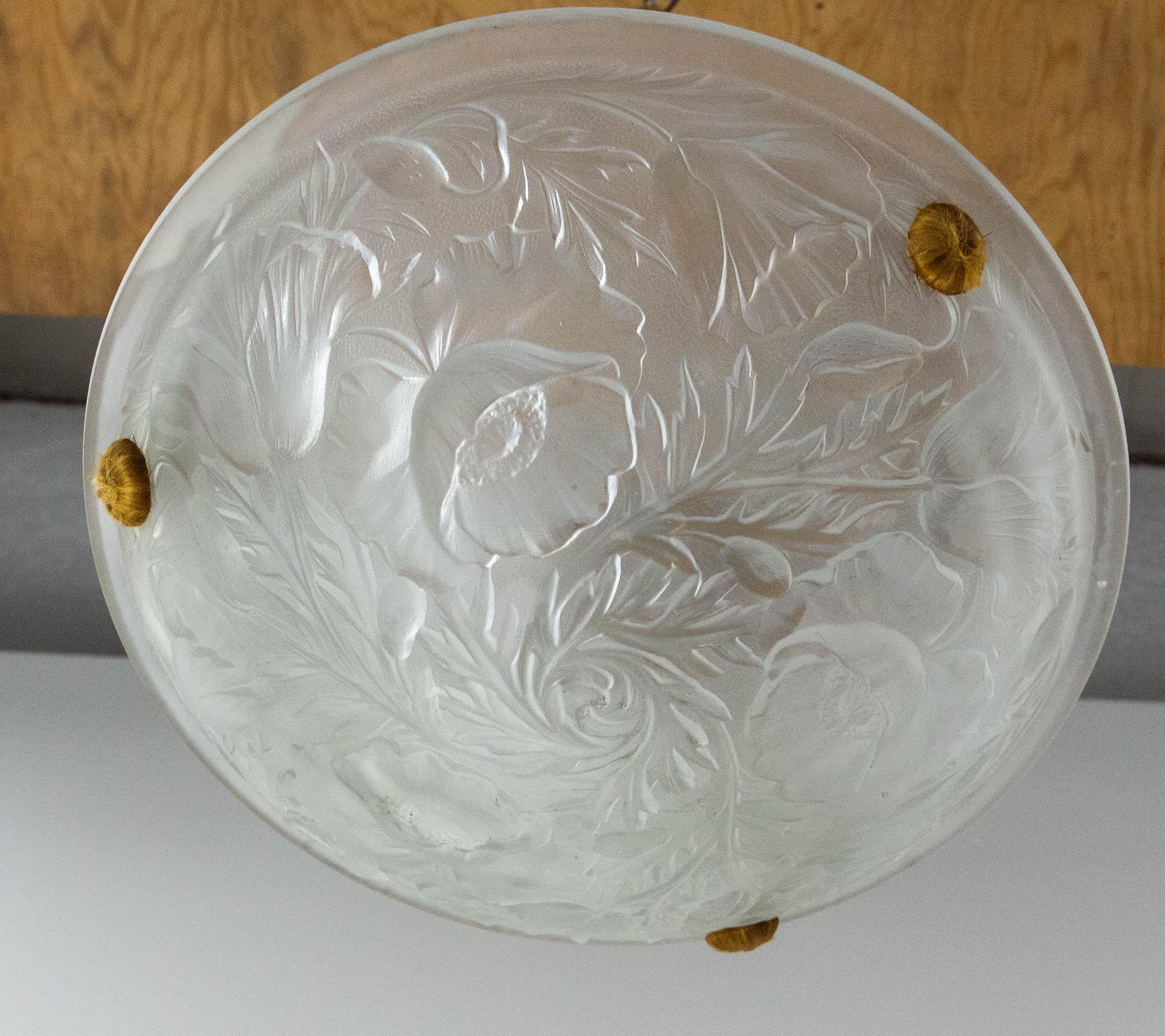 Ottone Lampadario a sospensione da soffitto francese in vetro Lustre Art Glass, 1930 circa in vendita