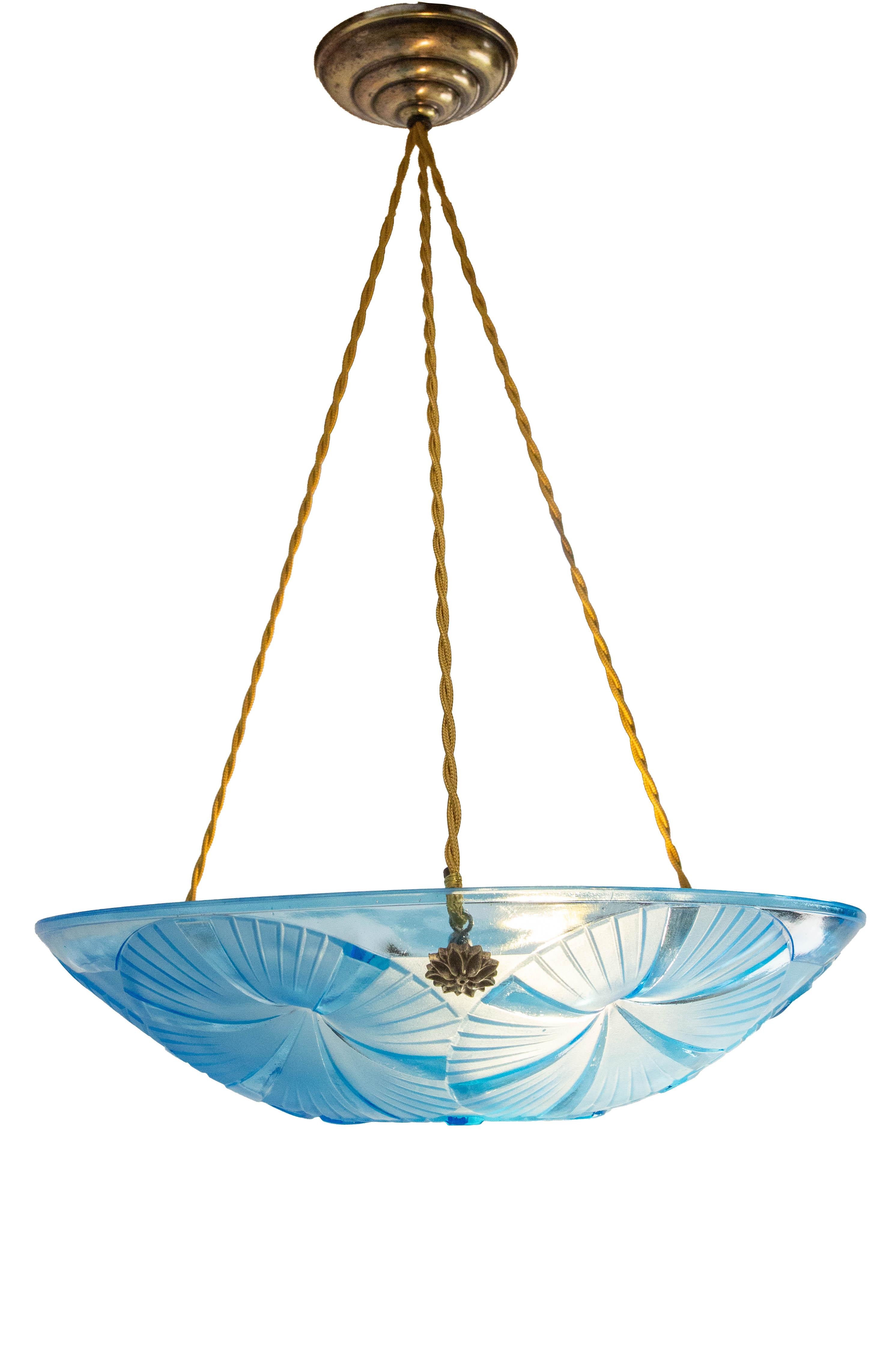 Francese Lampadario a sospensione da soffitto in Lustre Art Glass francese, manifattura Degué, 1930 ca. in vendita