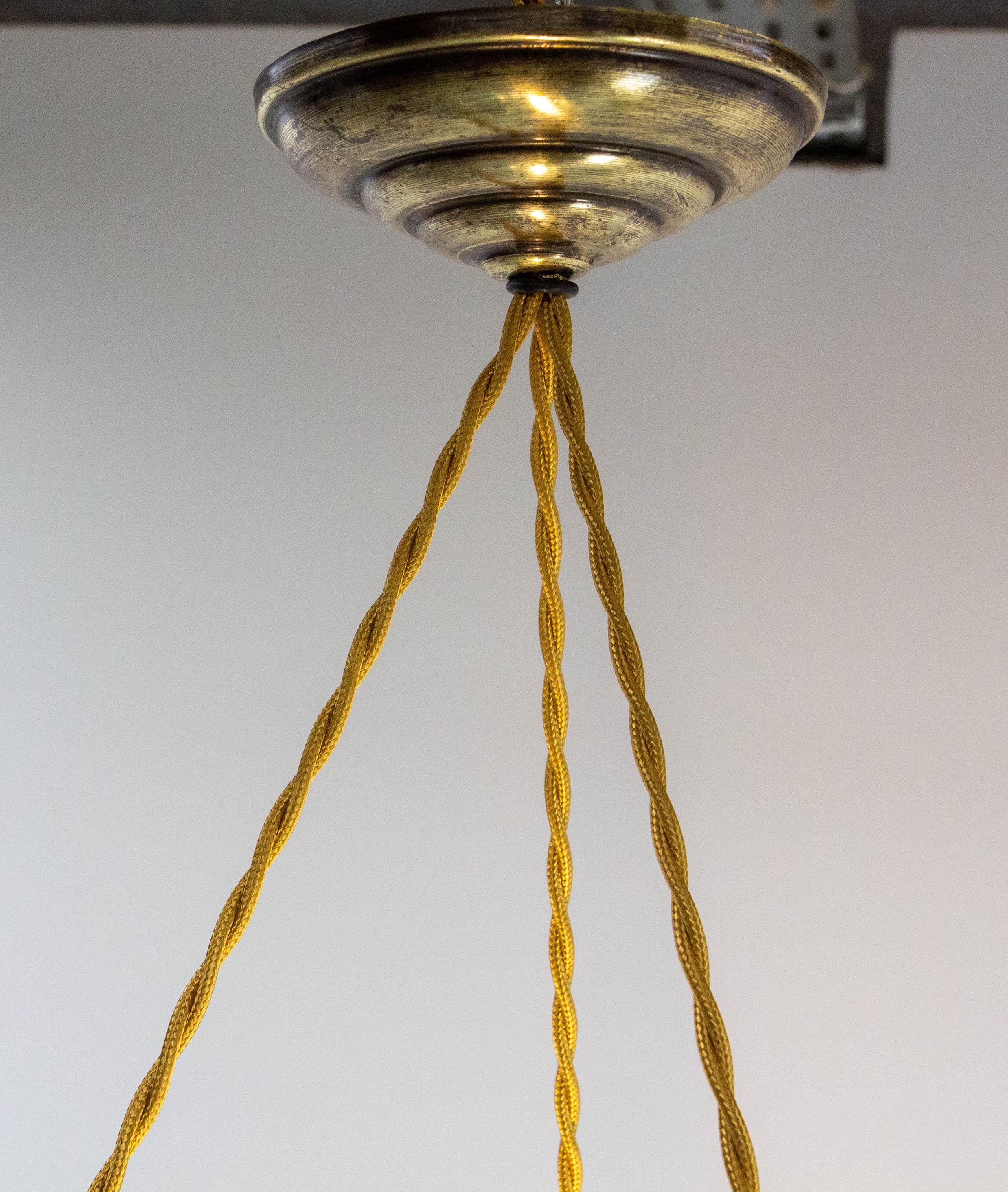 Ottone Lampadario a sospensione da soffitto in Lustre Art Glass francese, manifattura Degué, 1930 ca. in vendita