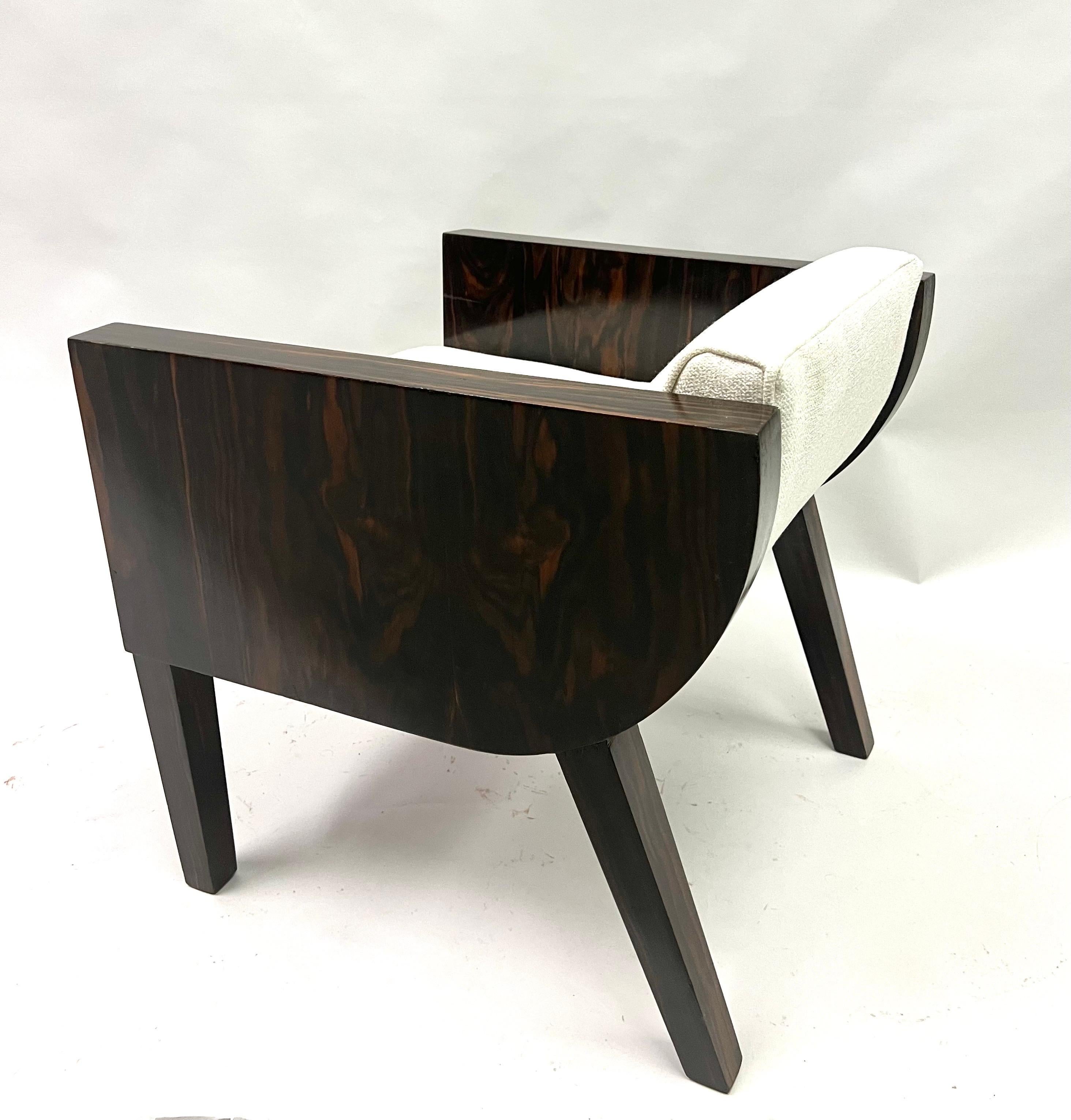 French Art Deco Macassar Ebony Armchair in the Style of Emile-Jacques Ruhlmann For Sale 1