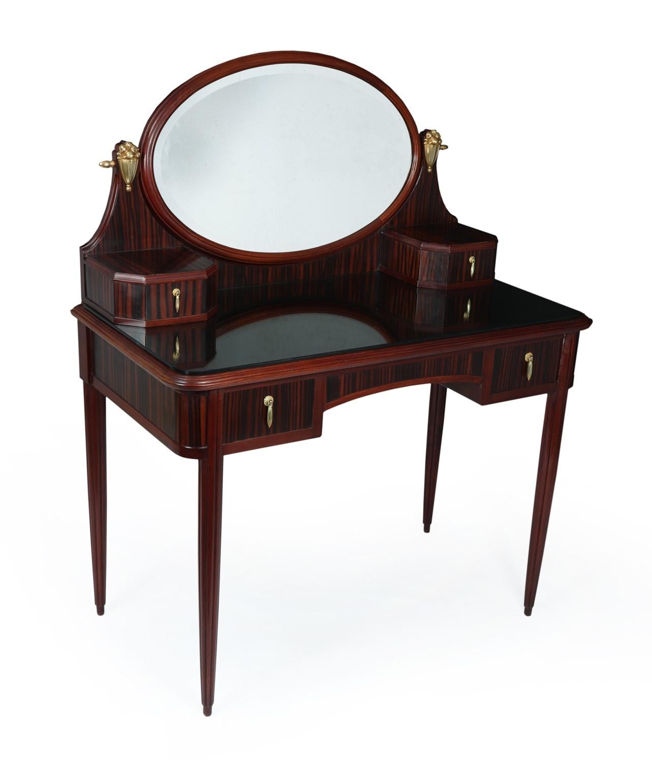 French Art Deco Macassar Ebony and Oak Dressing Table with Gilt Bronze Mounts In Excellent Condition For Sale In Paddock Wood, Kent