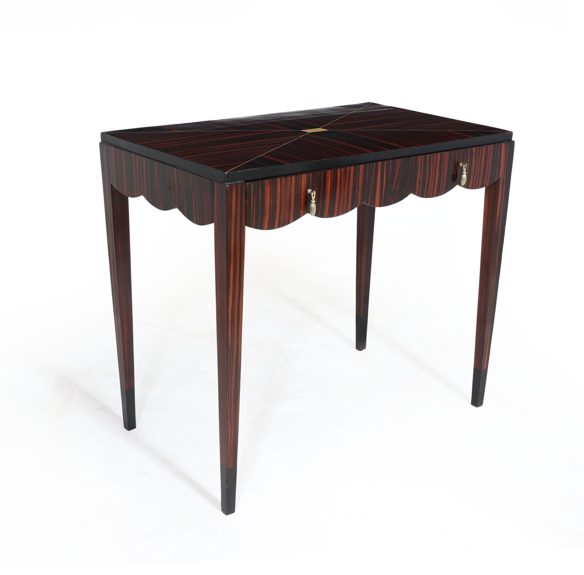 Early 20th Century French Art Deco Macassar ebony Side Table
