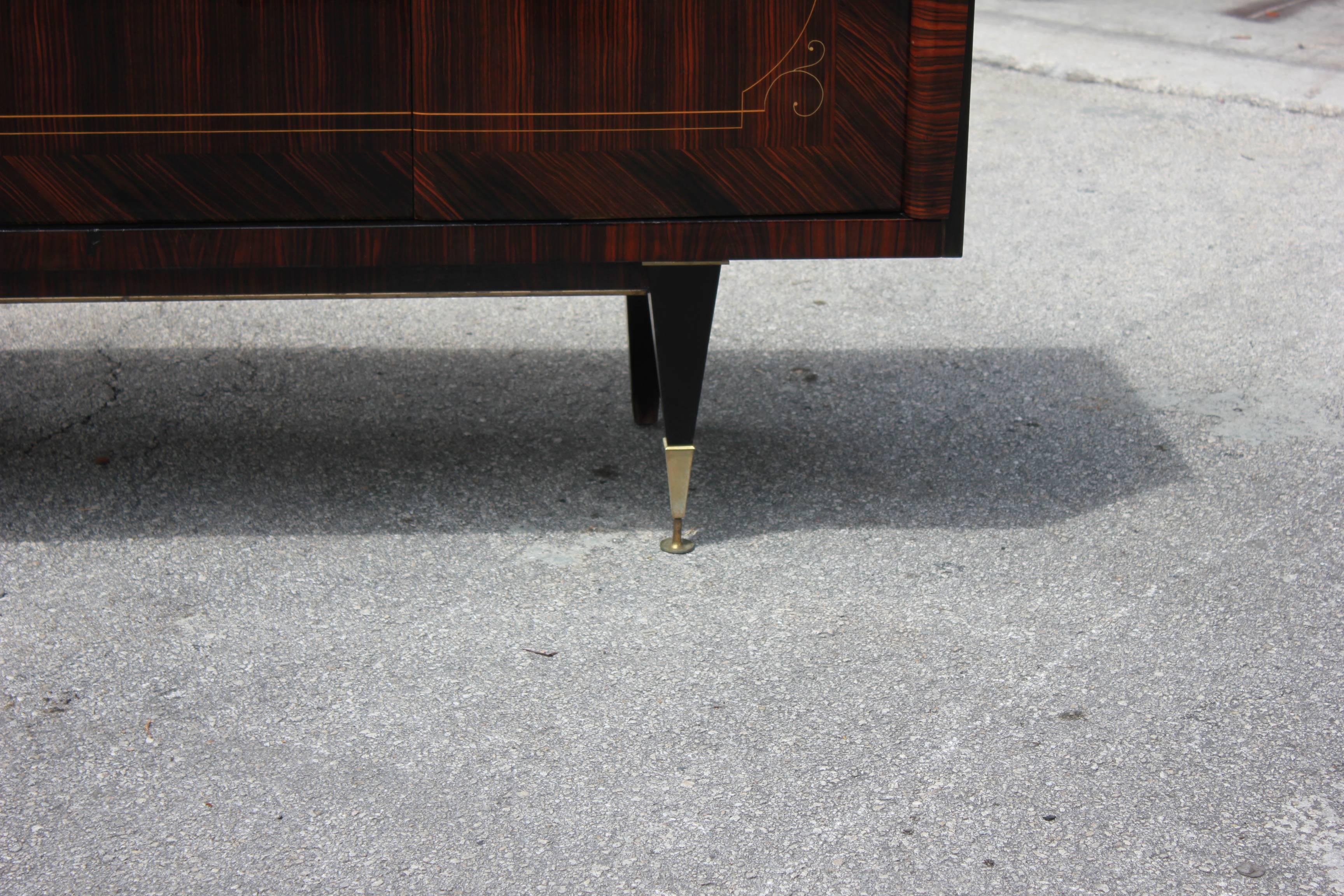 French Art Deco Macassar Exotic Dark Grain Sideboard or Buffet, circa 1940s 3