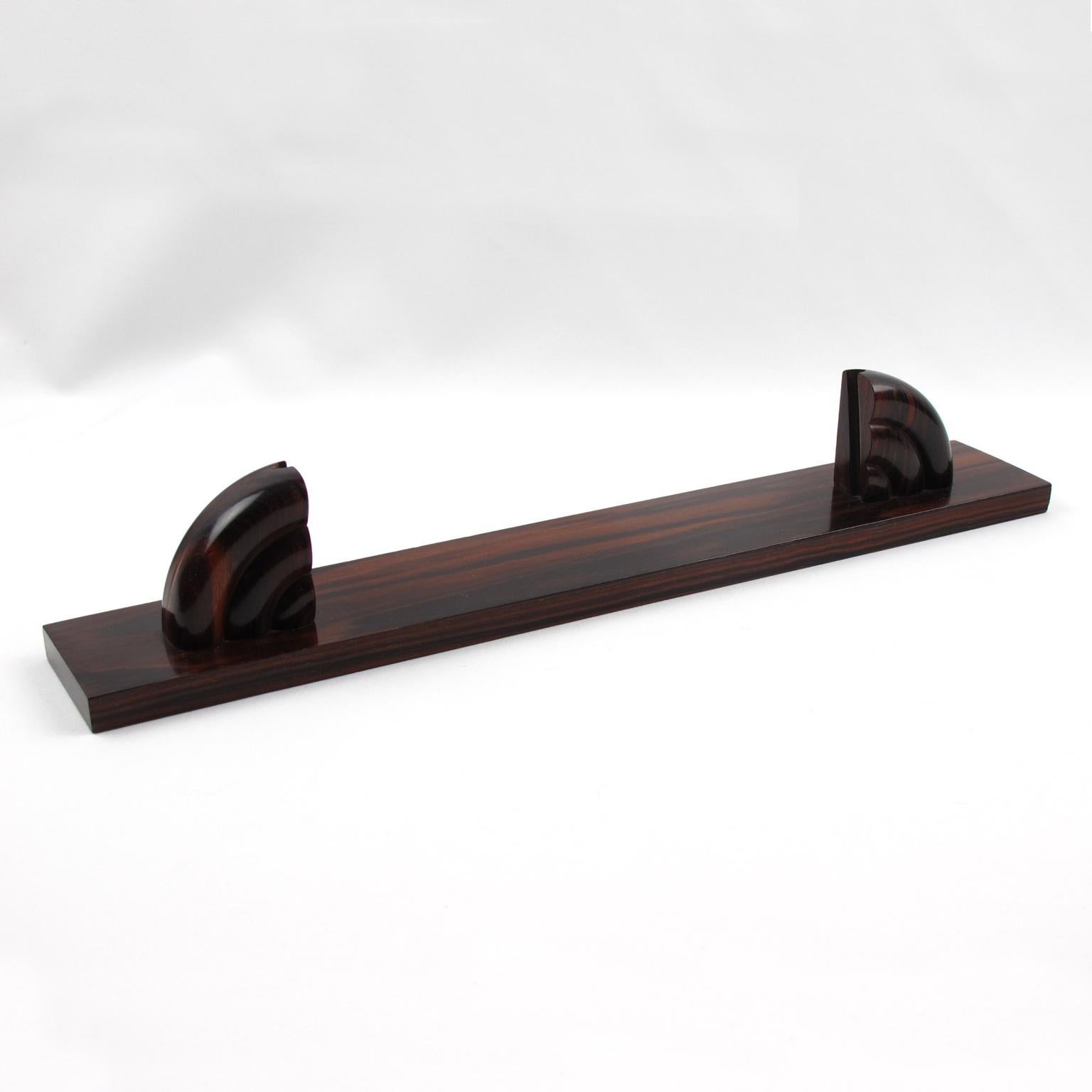 Marco francés Art Decó de madera de macasar, hacia 1930 Vidrio en venta