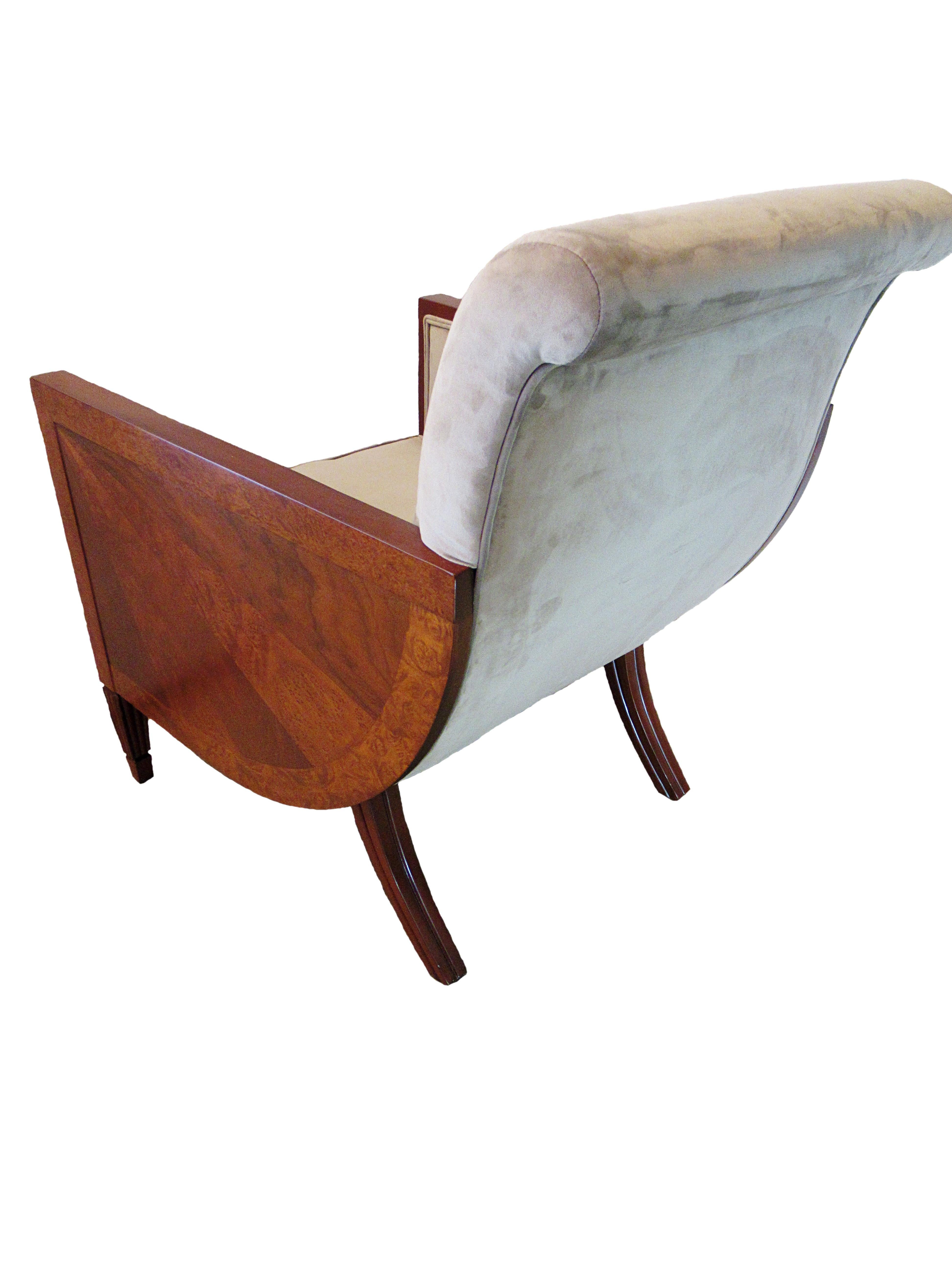 Mid-20th Century French Art Deco Mahogany, Walnut and Rosewood Bergère, Dominique