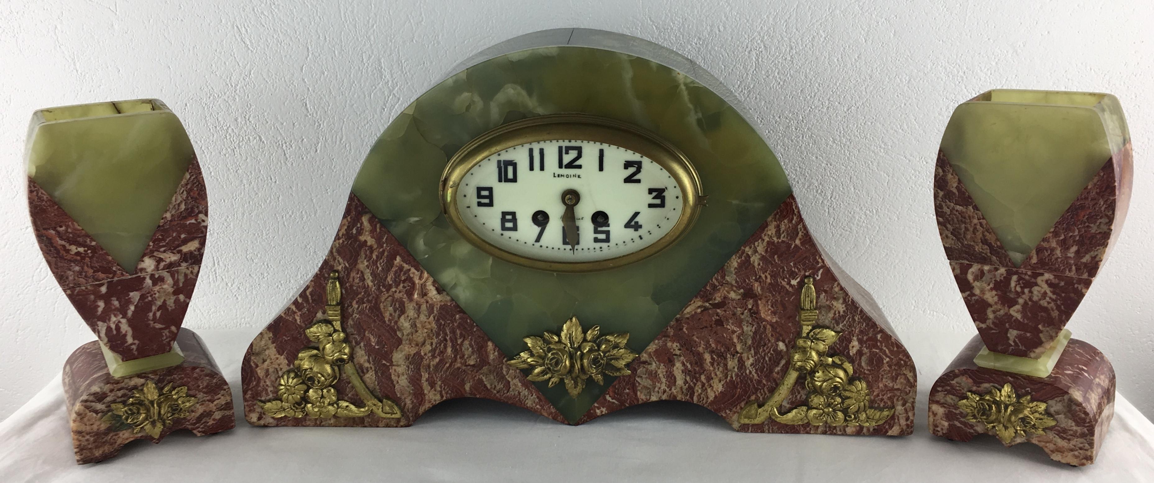 French Art Deco Mantel Clock Marble and Onyx Set by Lemoine Bonnet & Pottier In Good Condition For Sale In Miami, FL