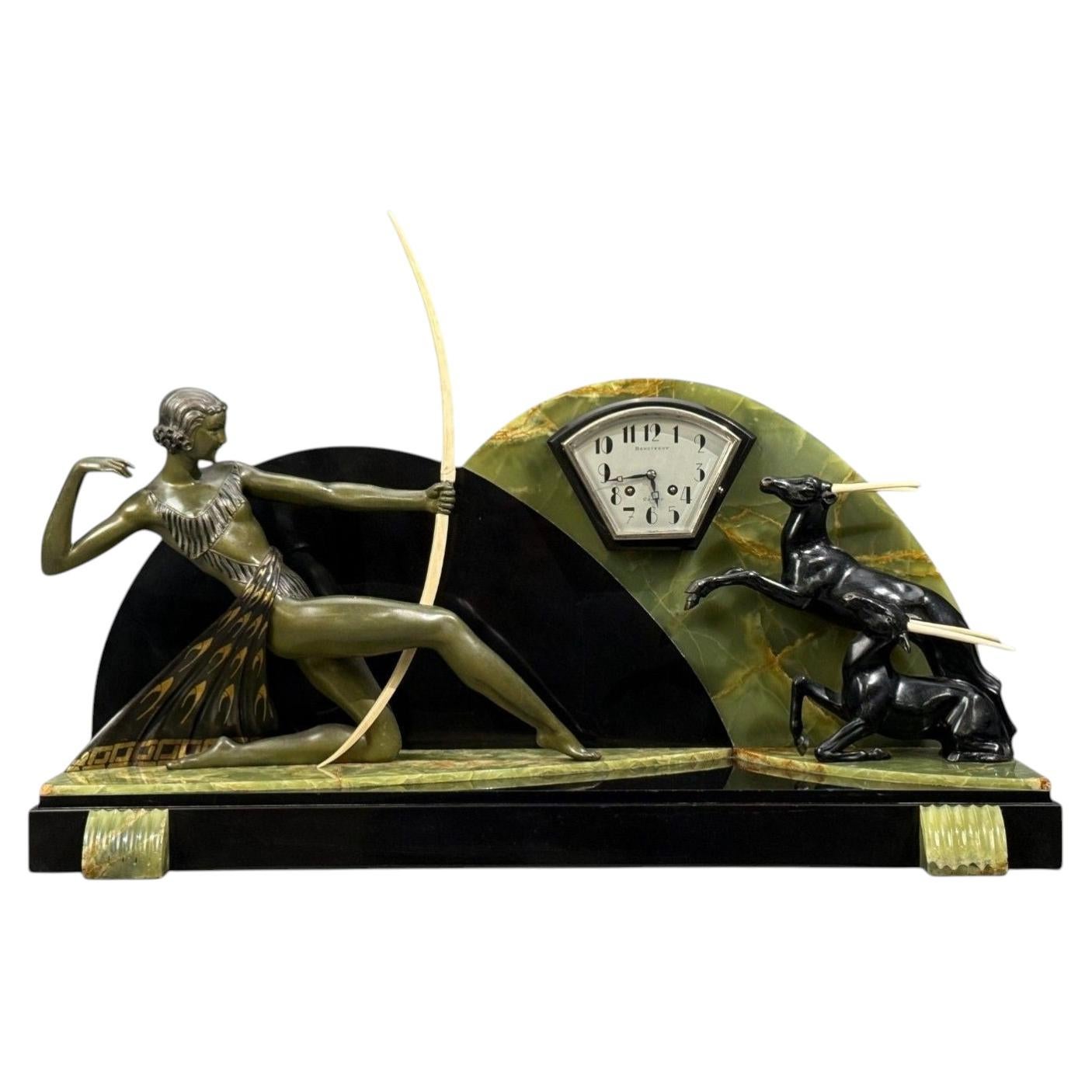 French Art Deco, Mantel Clock, Marble, Onyx, Gilt, France, 1930s