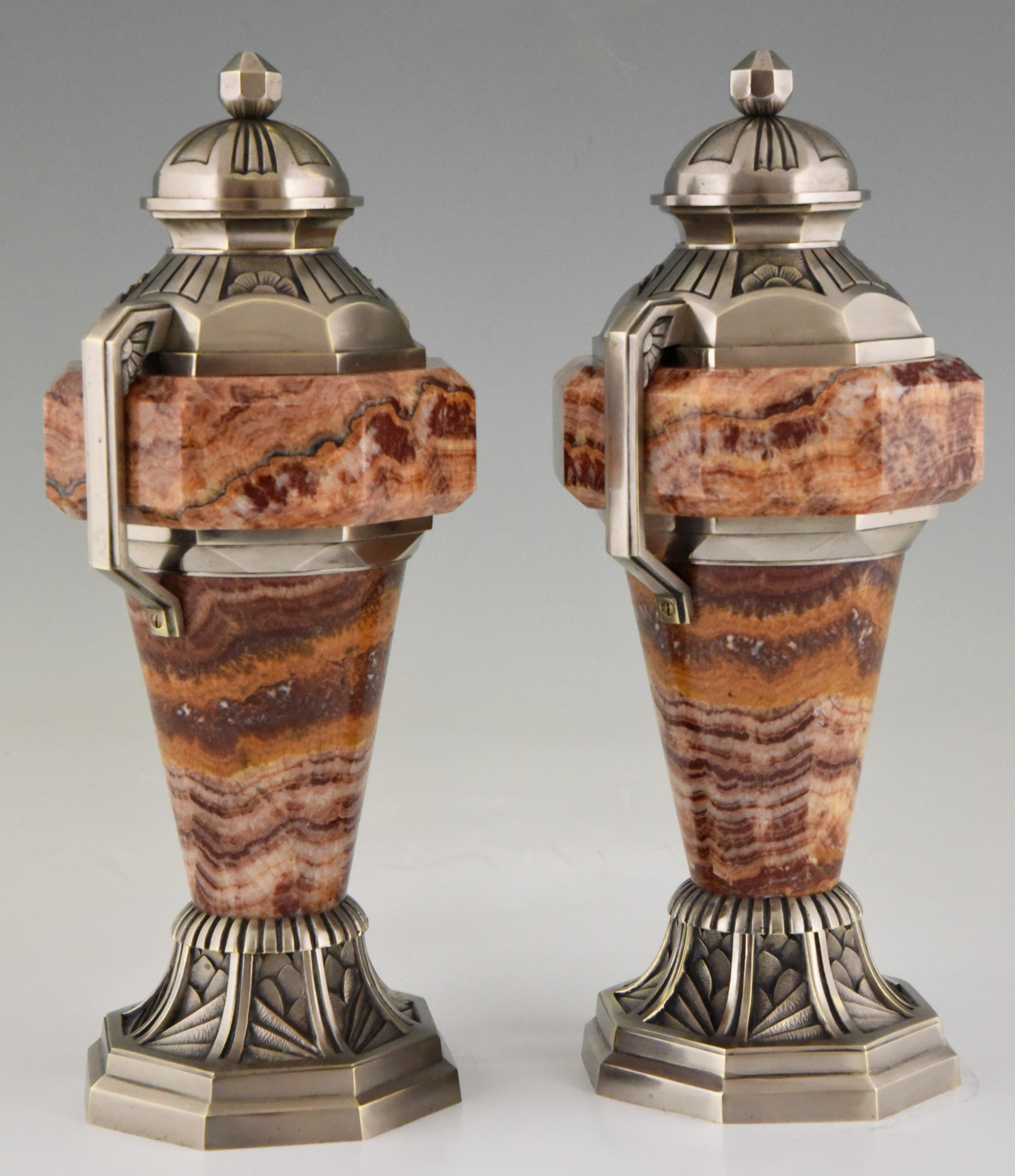 French Art Deco Marble and Bronze Urns, 1925, France In Good Condition In Antwerp, BE
