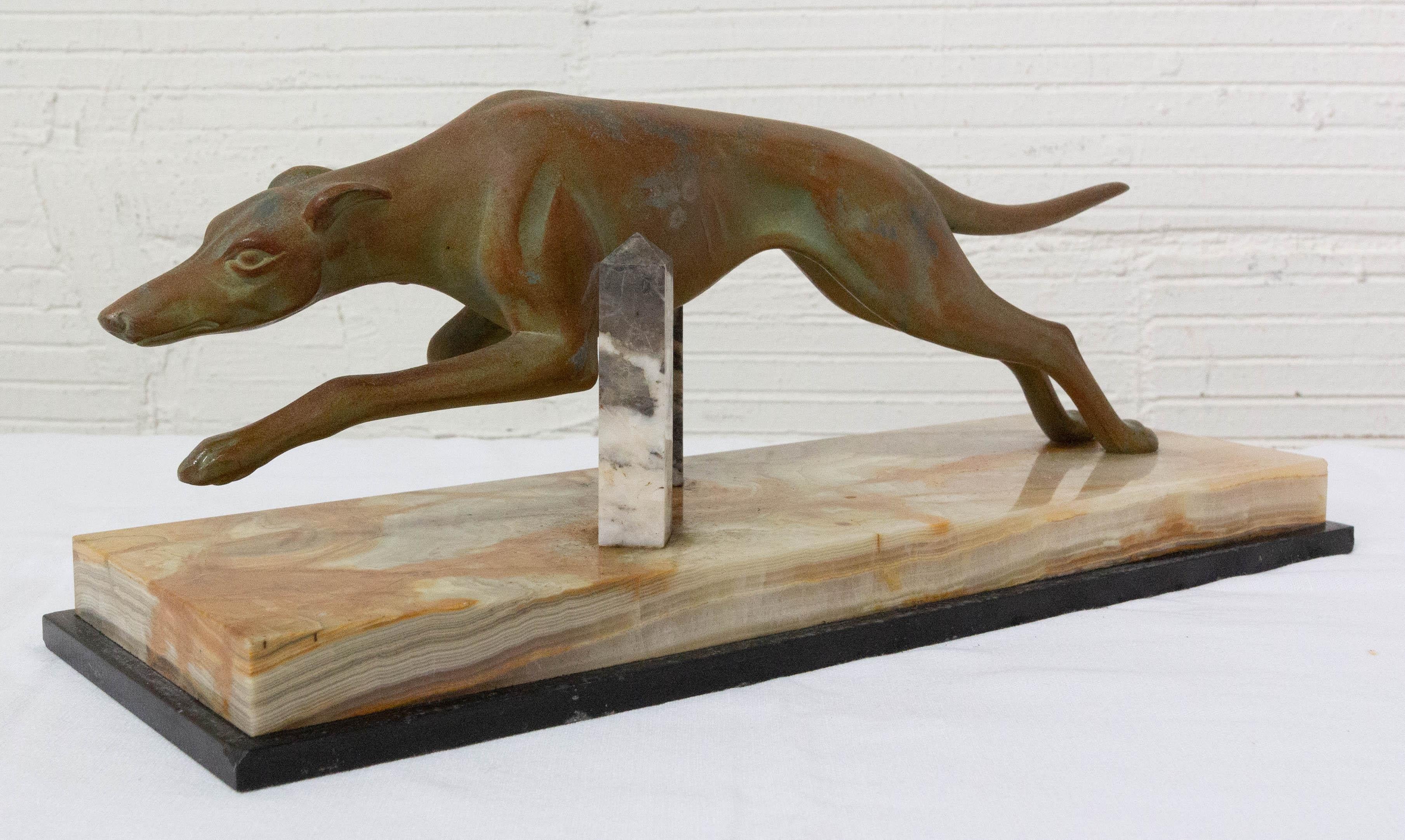 French Art Deco Marble Spelter Greyhound, circa 1930 In Good Condition For Sale In Labrit, Landes