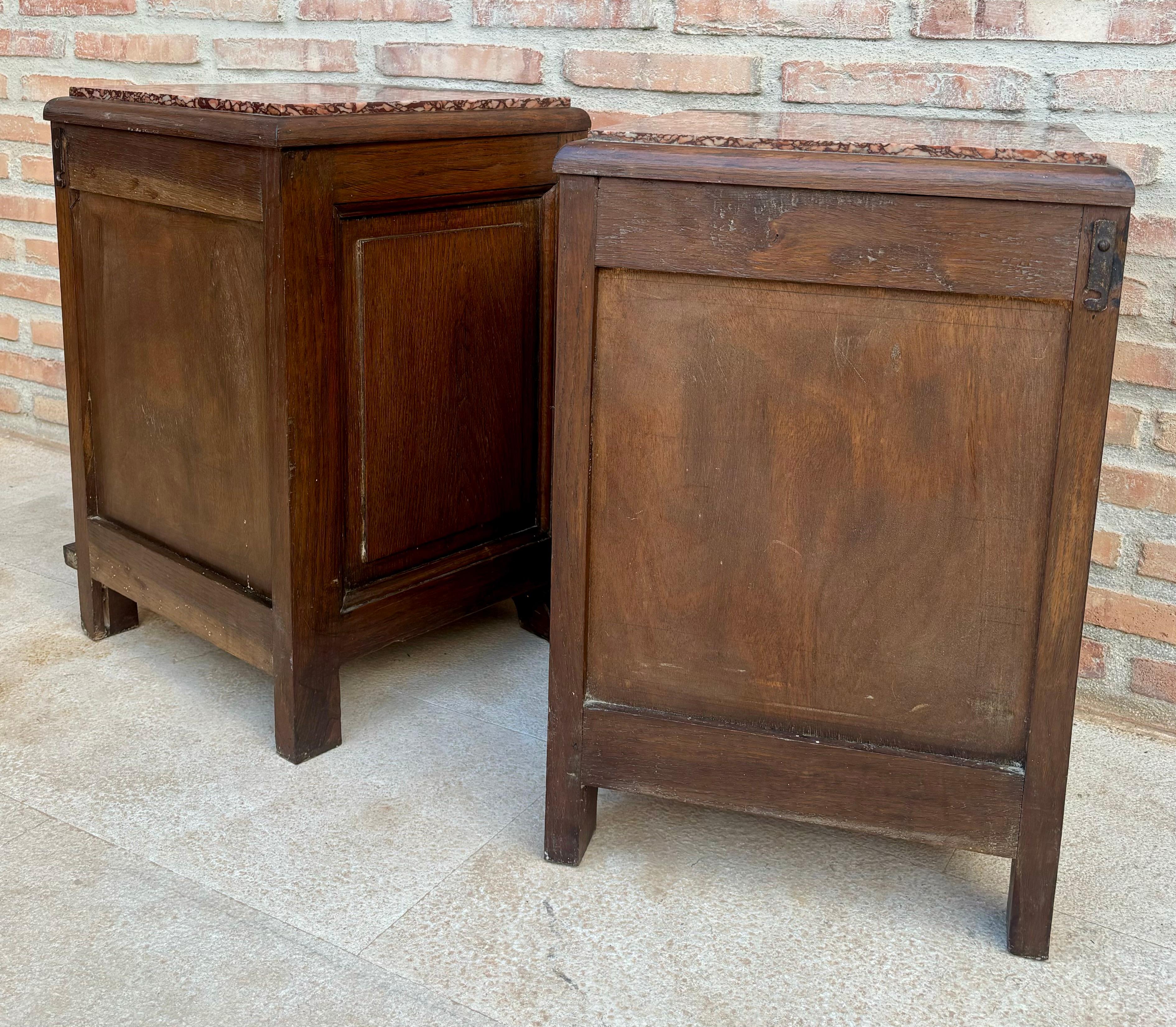French Art Deco Marble Top Nightstands or Bedside Cabinets in Walnut, 1930, Set For Sale 5