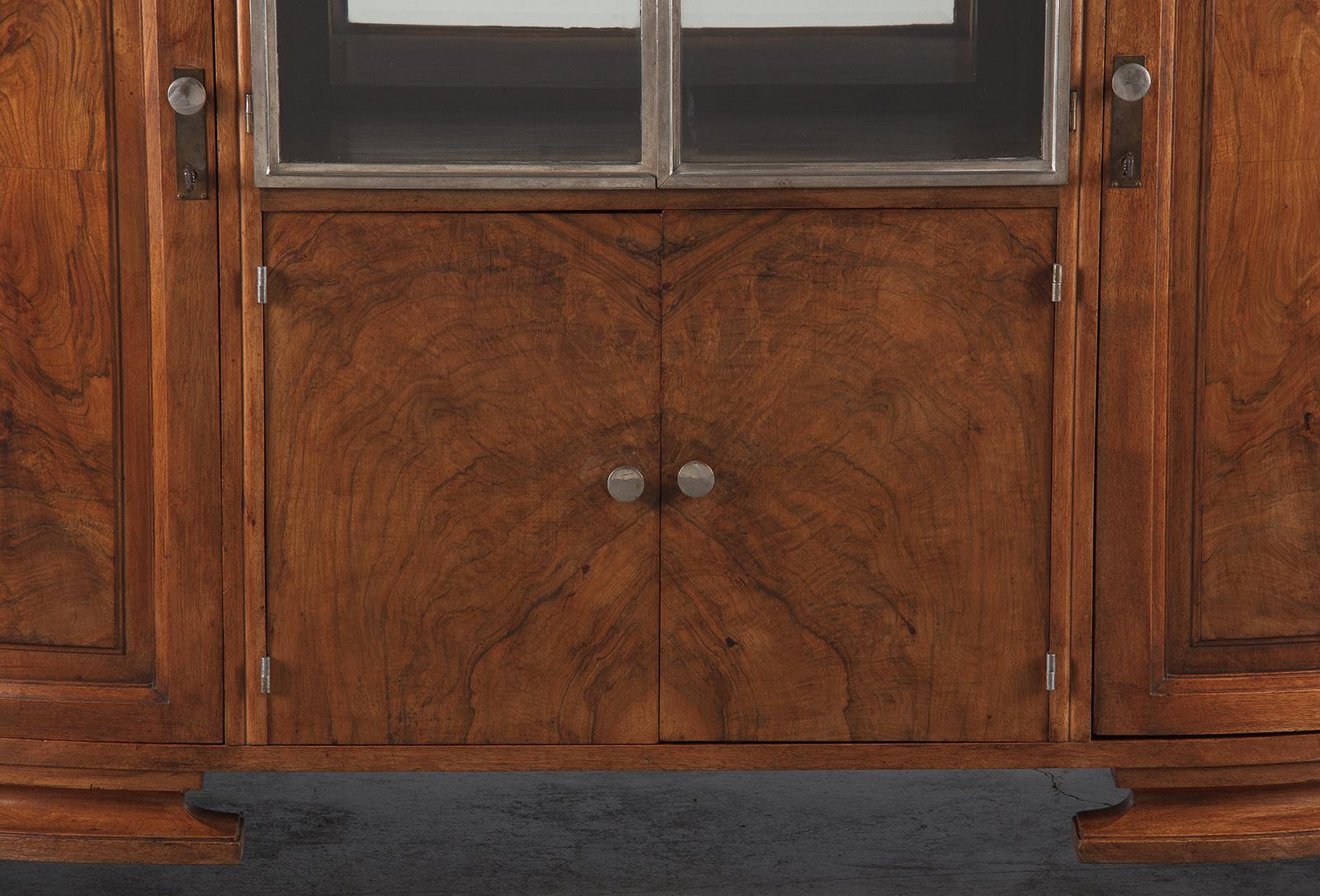 French Art Deco Marble-Top Walnut Buffet/Credenza, 1930s 4