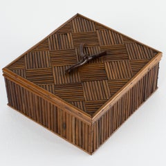 Boîte en bois marqueté Art déco français, vers 1930