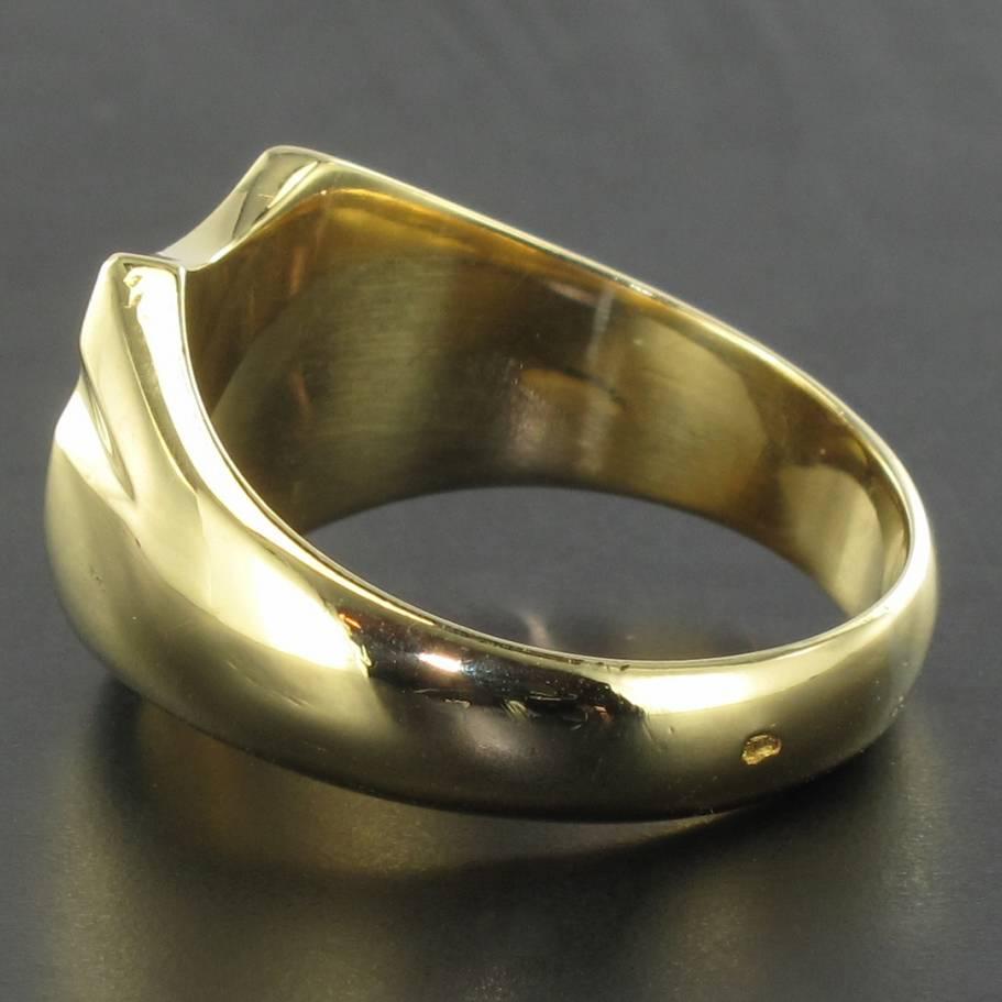 French Art Deco Men's 18 Karat Yellow Gold Signet Ring 2