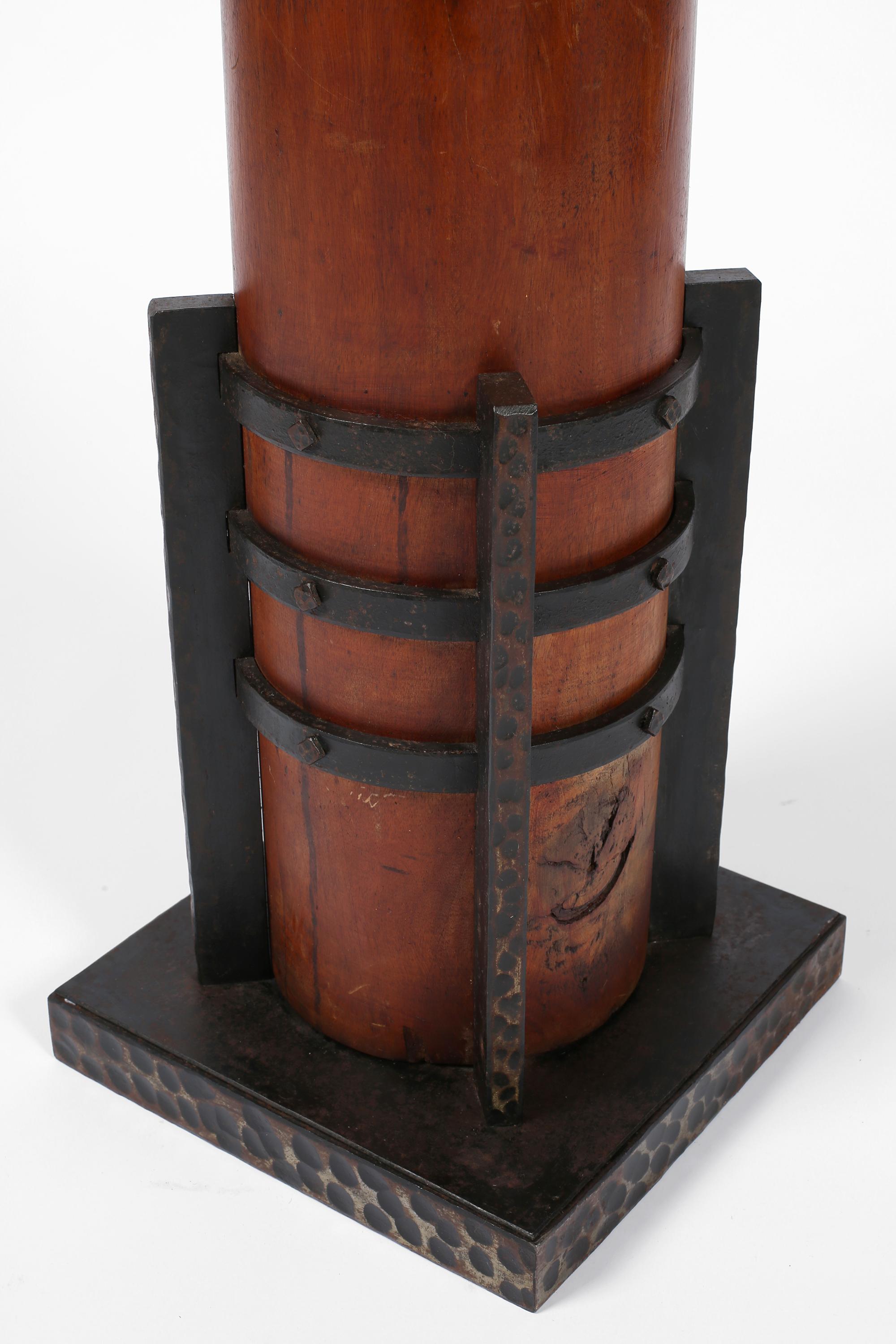 Francese French Art Deco Michel Zadounaïsky Mahogany and Hammered Iron Column Plinth in vendita
