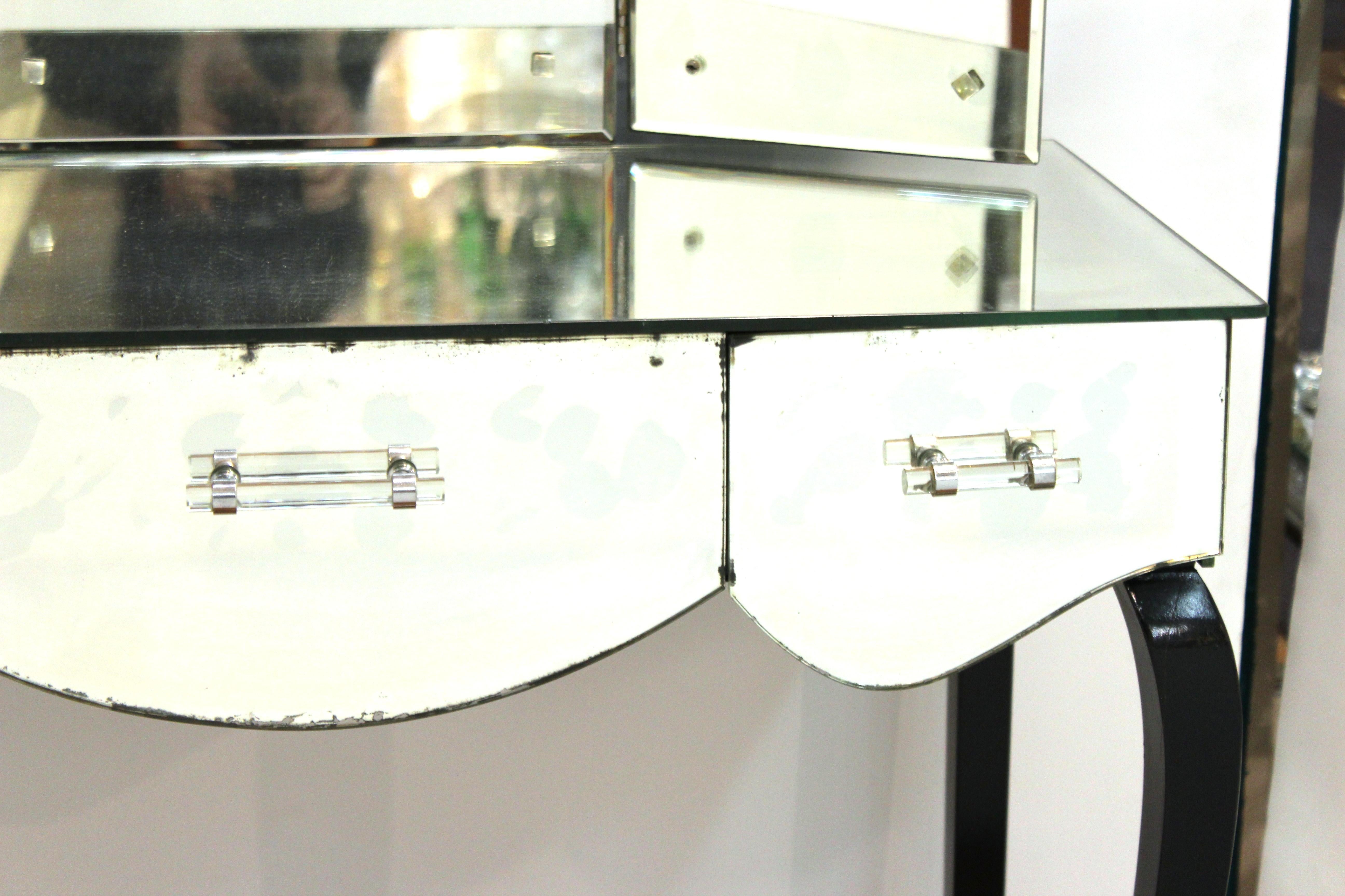 French Art Deco Mirrored Vanity with Tri-Fold Mirror and Ebonized Cabriole Legs 12
