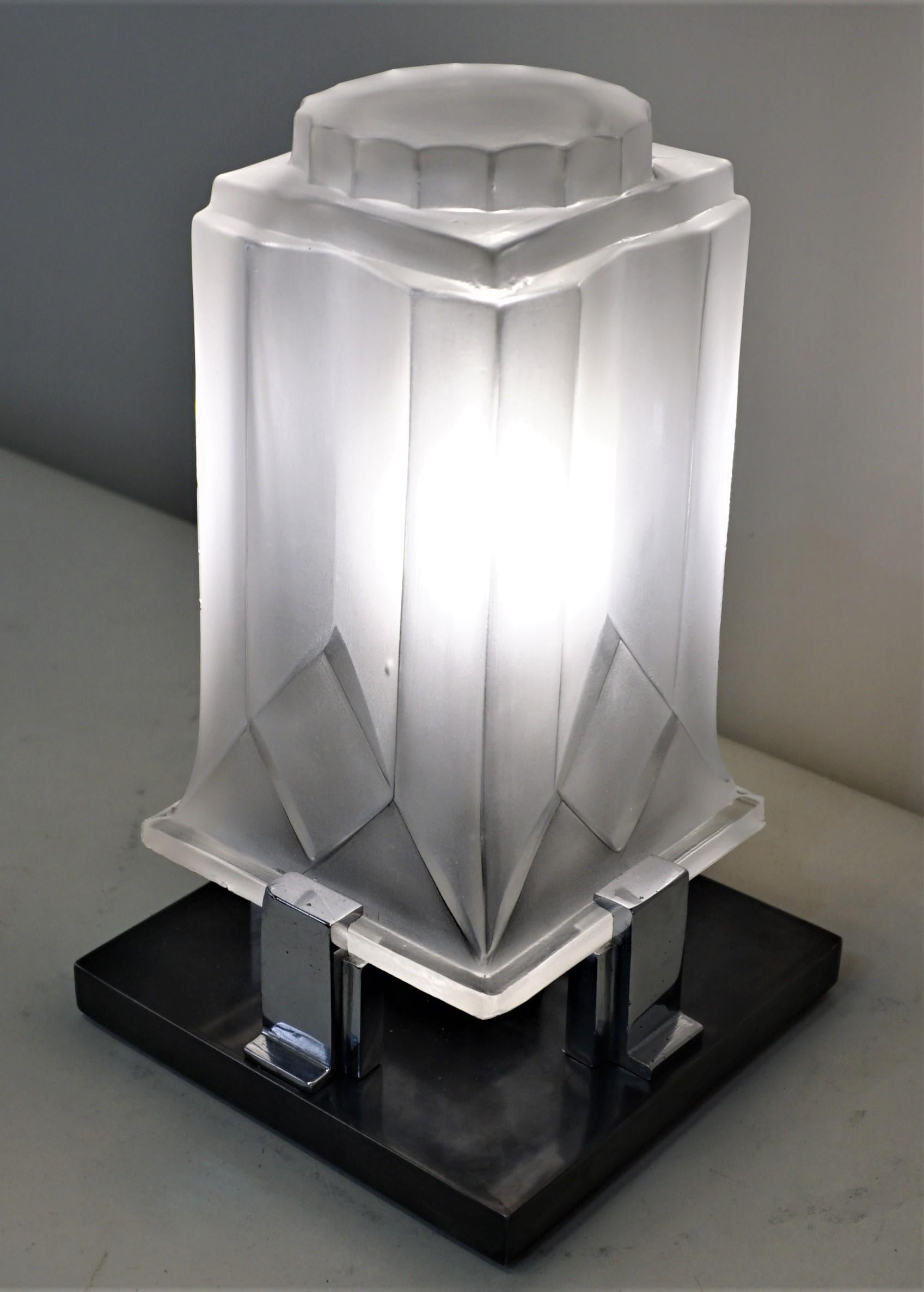 Mid-20th Century French Art Deco Modernist Table Lamps in Style of Sabino