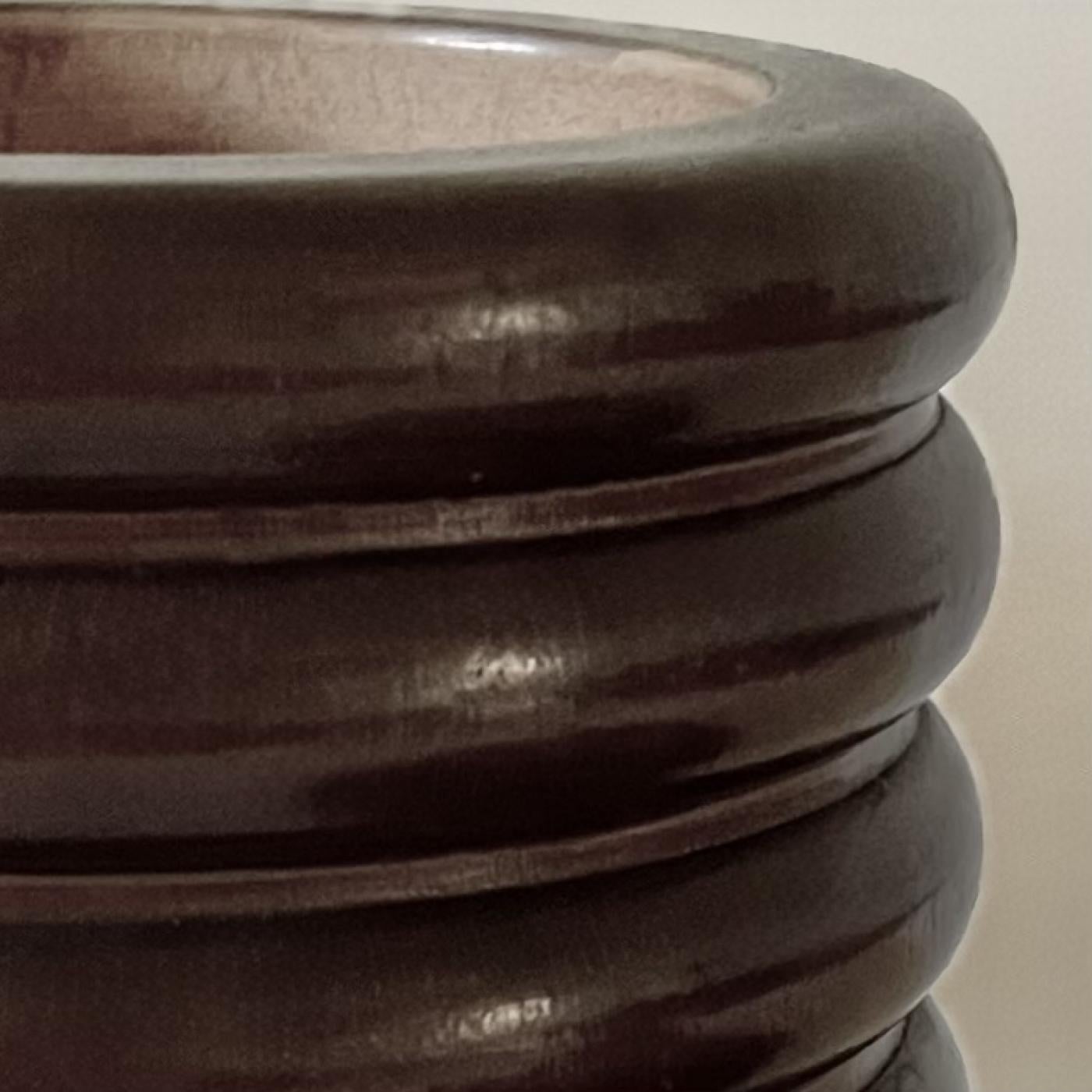 Début du 20ème siècle Boîte à couvercle circulaire en bois nervuré Art Déco Moderniste français circa 1925 en vente