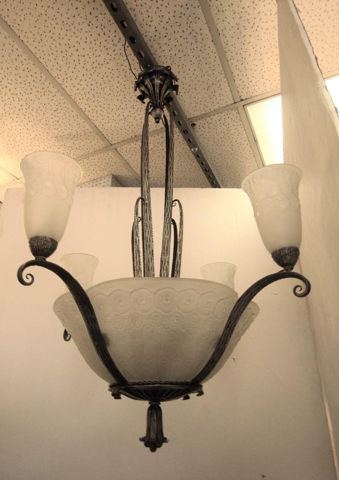 French Art Deco Muller Freres Chandelier, Ironwork attributed to Edgar Brandt  For Sale 13
