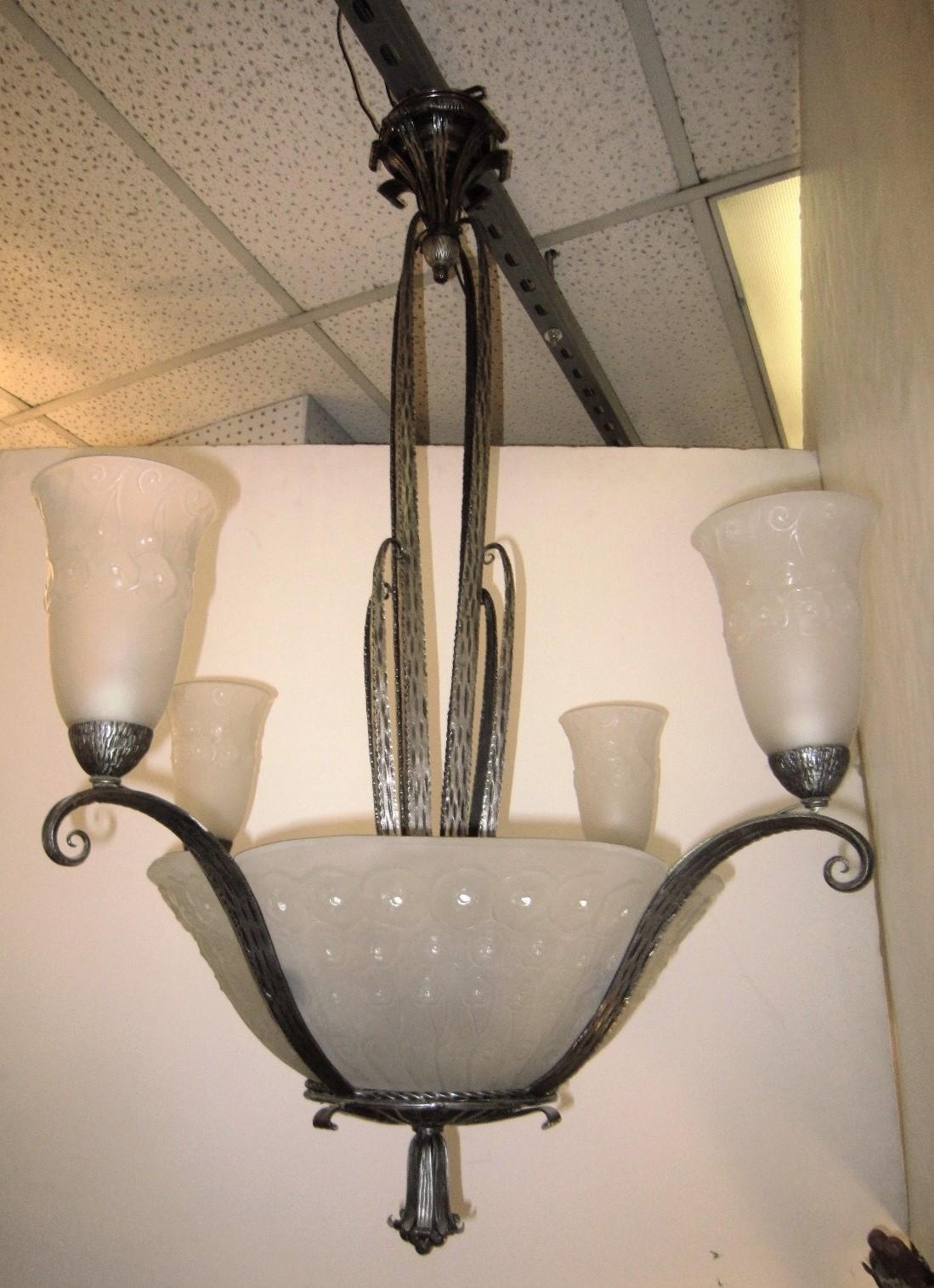 French Art Deco Muller Freres Chandelier, Ironwork attributed to Edgar Brandt  For Sale 14