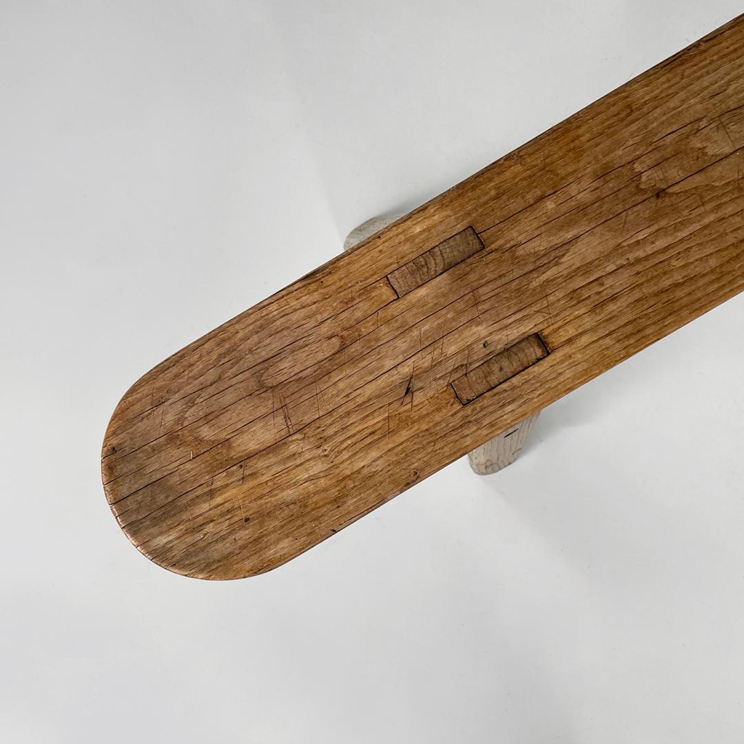 Banc étroit en bois massif Art déco français, années 1930 en vente 3