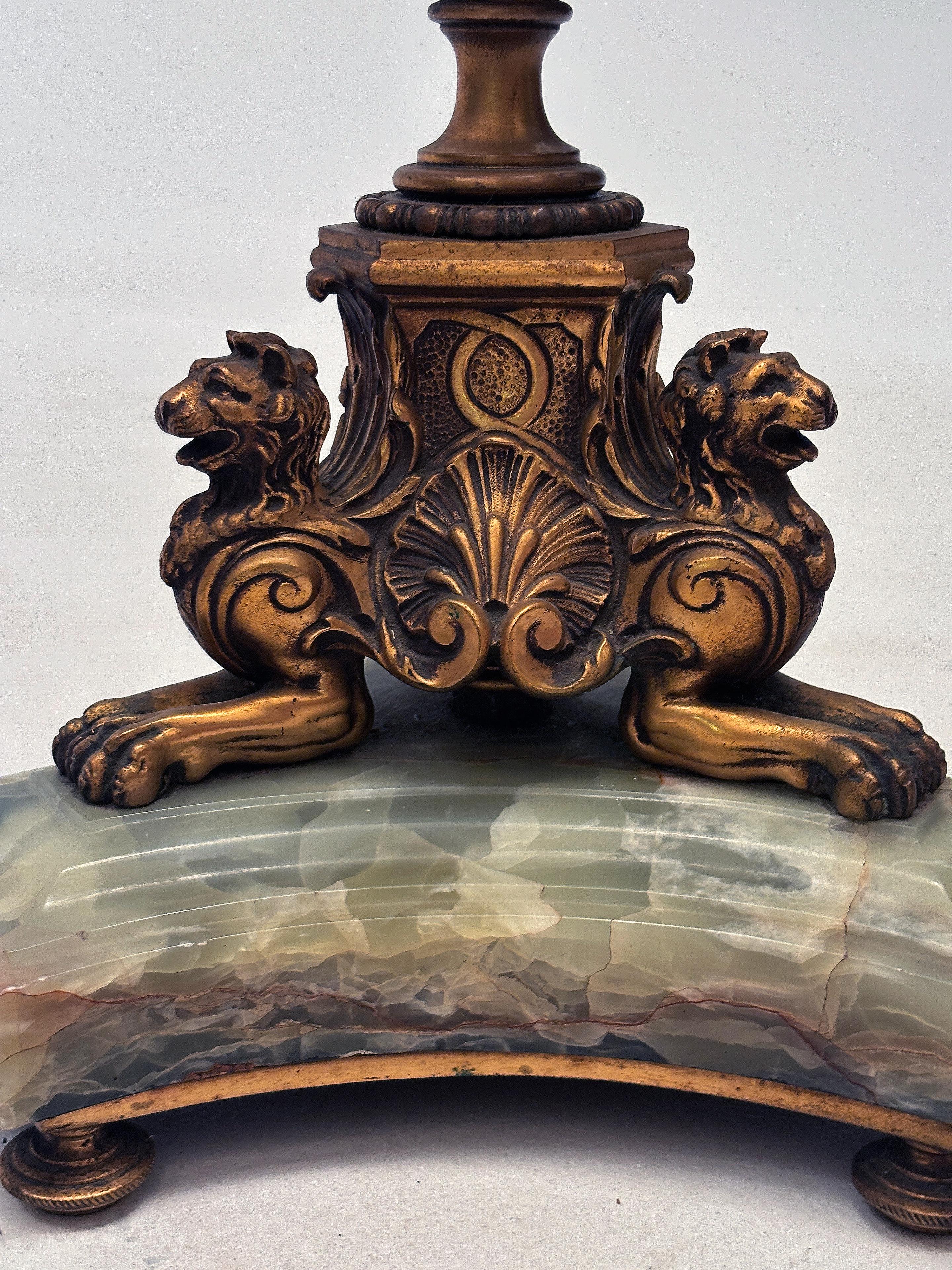 Lampada da terra francese Art Deco Neoclassica in bronzo, onice e doratura in vendita 4
