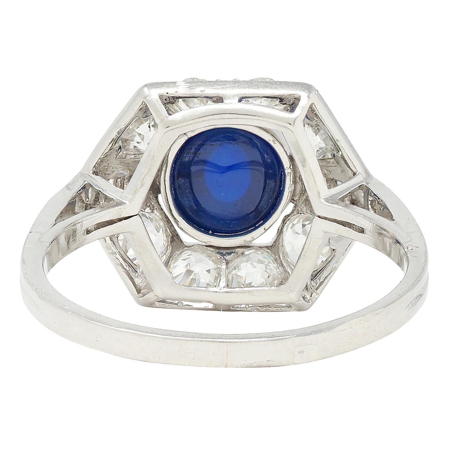 Französischer Art Deco No Heat Saphir Diamant Platin Vintage Cluster Ring GIA im Zustand „Hervorragend“ im Angebot in Philadelphia, PA