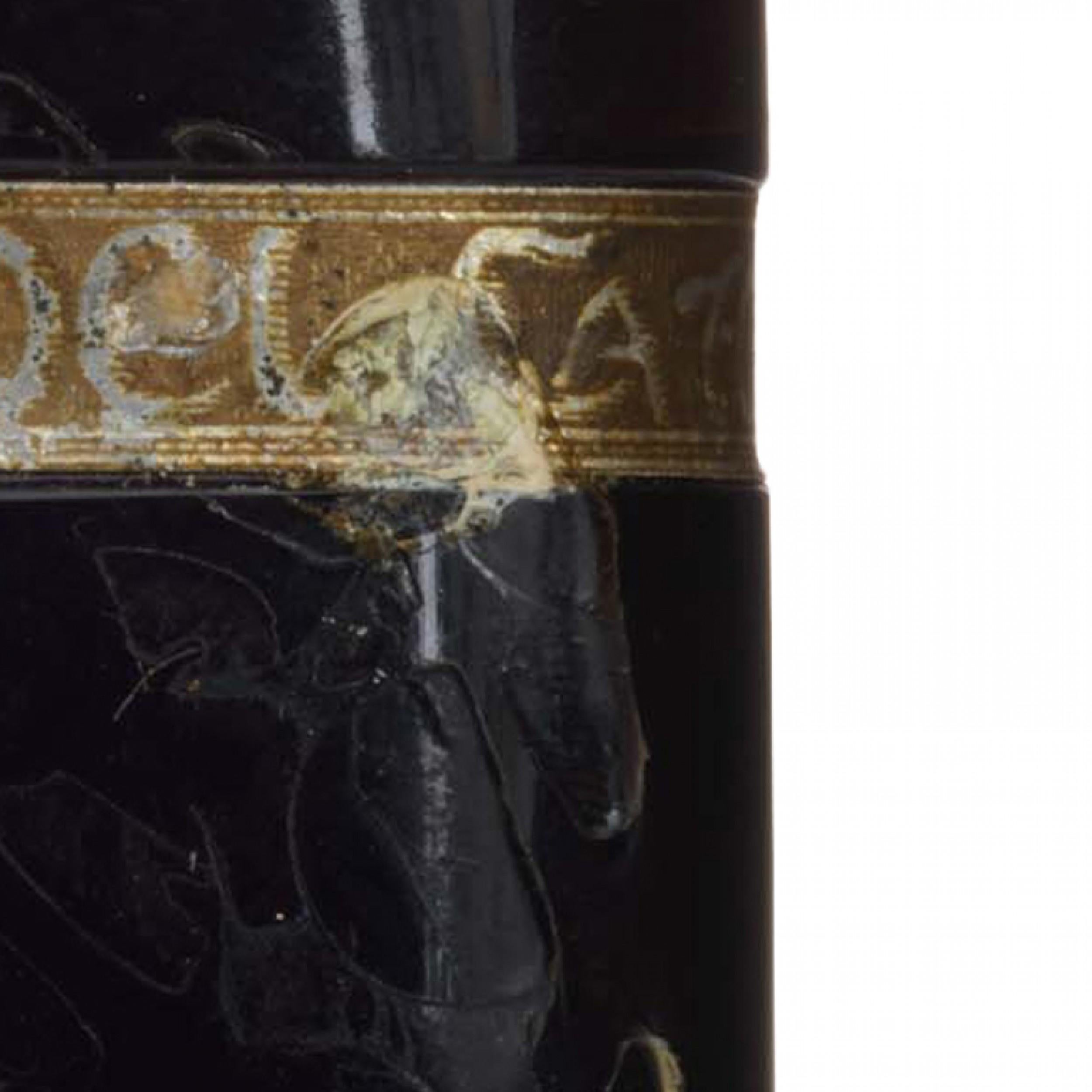 Sfaccettato Bottiglia di profumo francese Art Deco Nuit de Noes di A. Caron in vendita