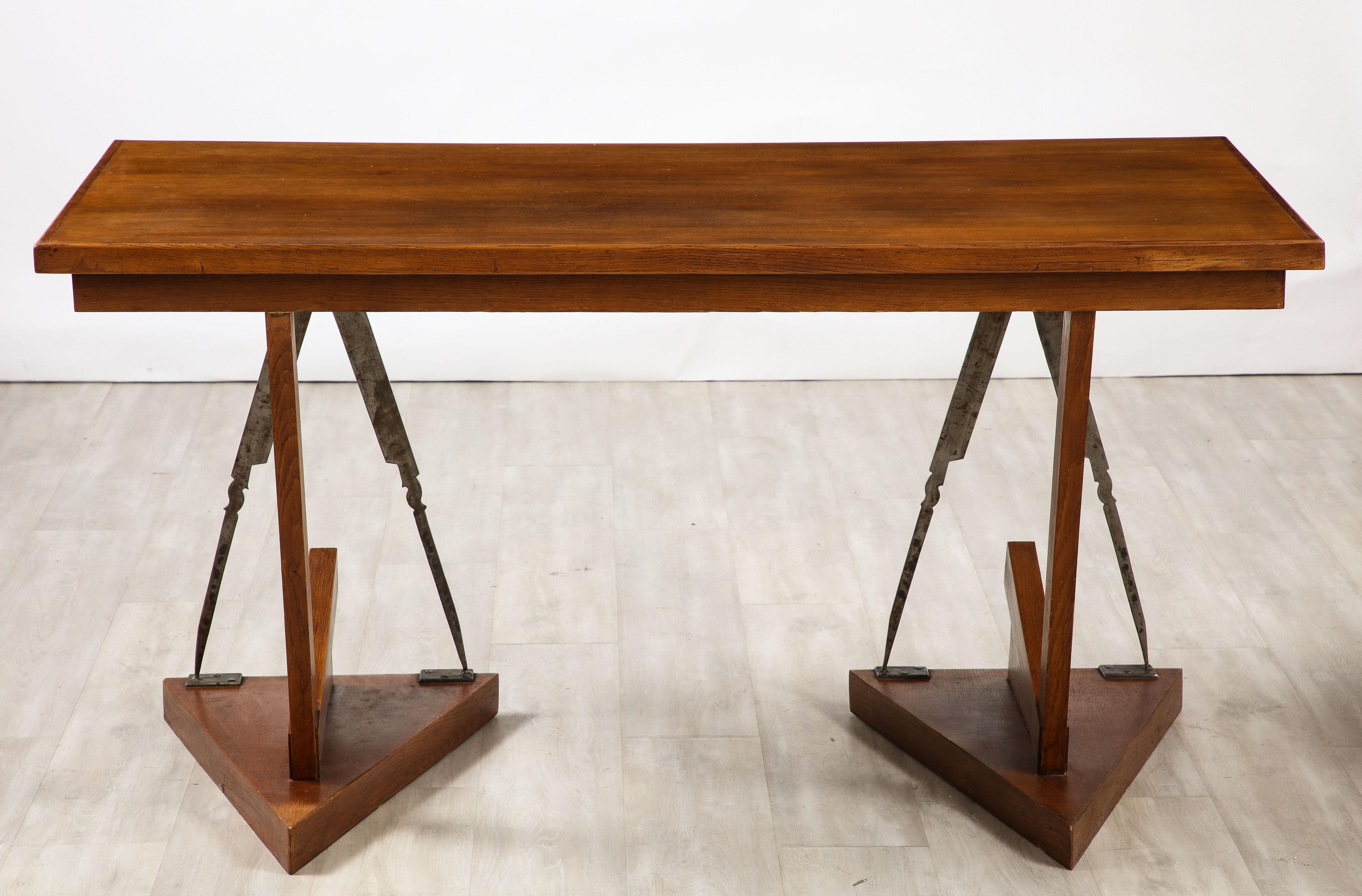 French Art Deco Oak and Steel Writing Table Desk, France, circa 1930  In Good Condition For Sale In New York, NY