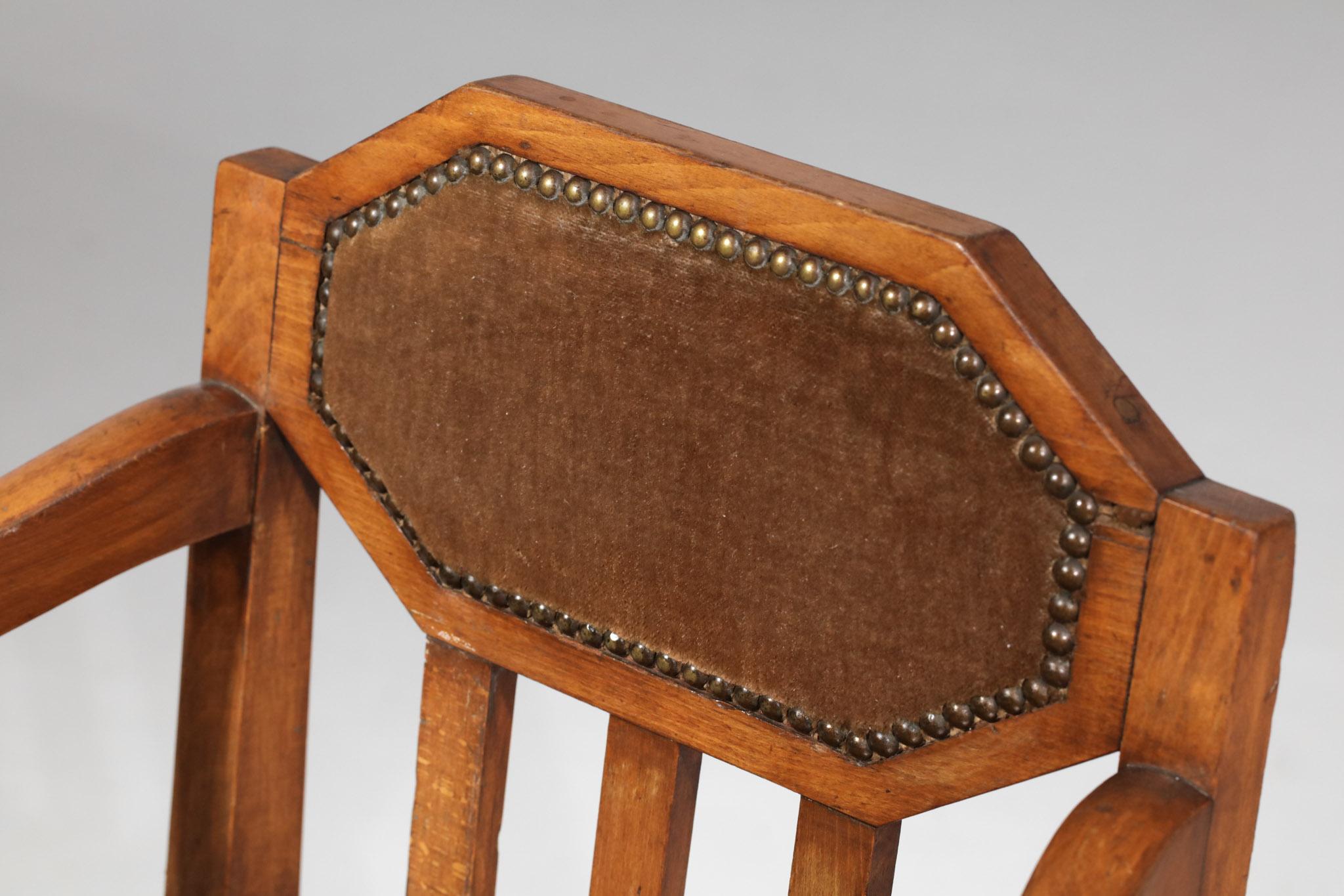 French Art Deco Oak Armchair in Brown Velvet - F750 For Sale 10