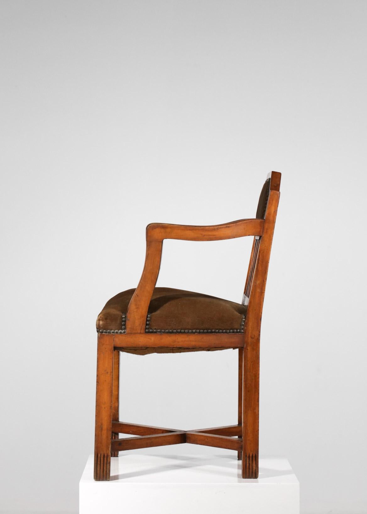French Art Deco Oak Armchair in Brown Velvet - F750 For Sale 1