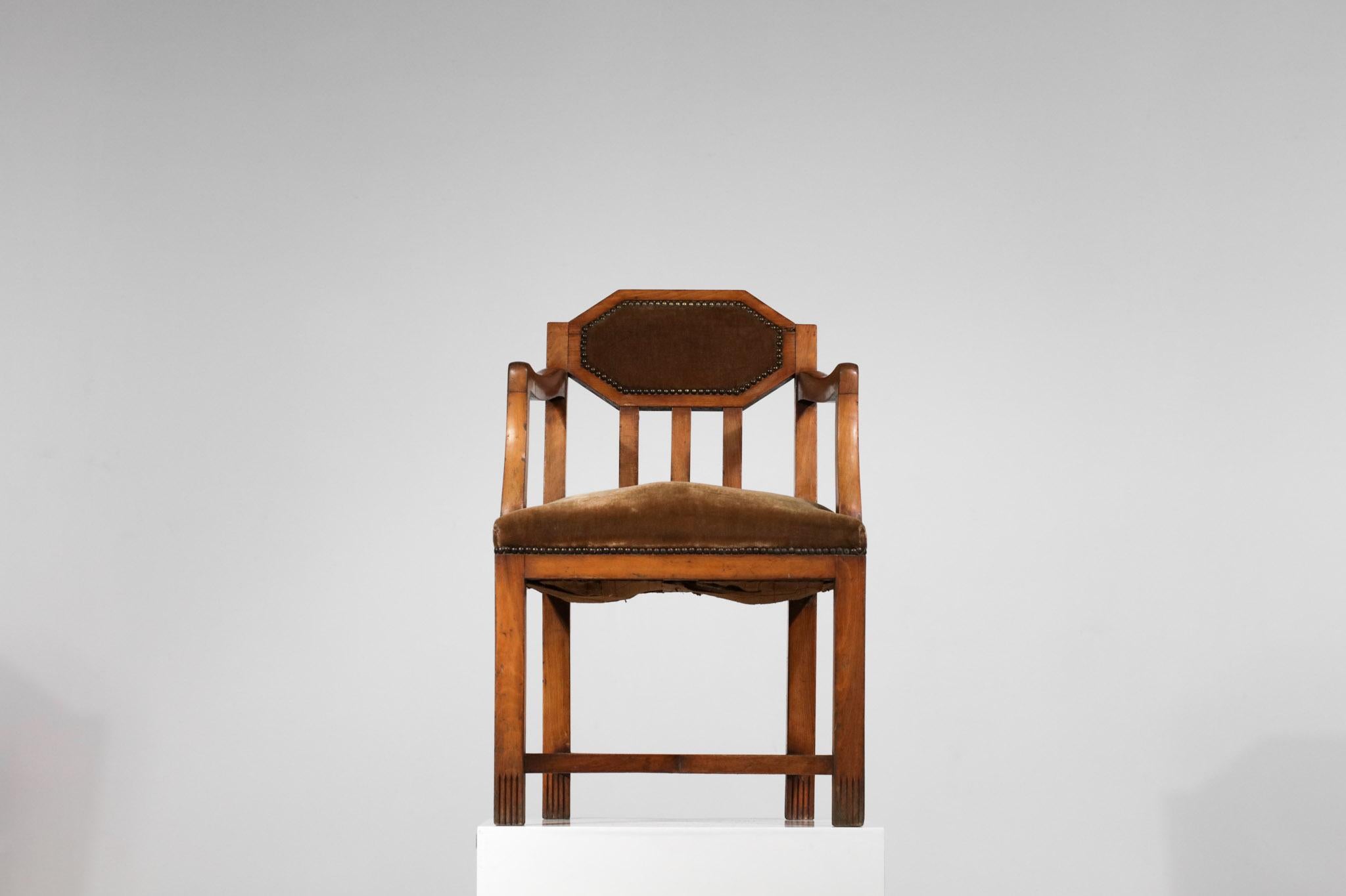 French Art Deco Oak Armchair in Brown Velvet - F750 For Sale 5