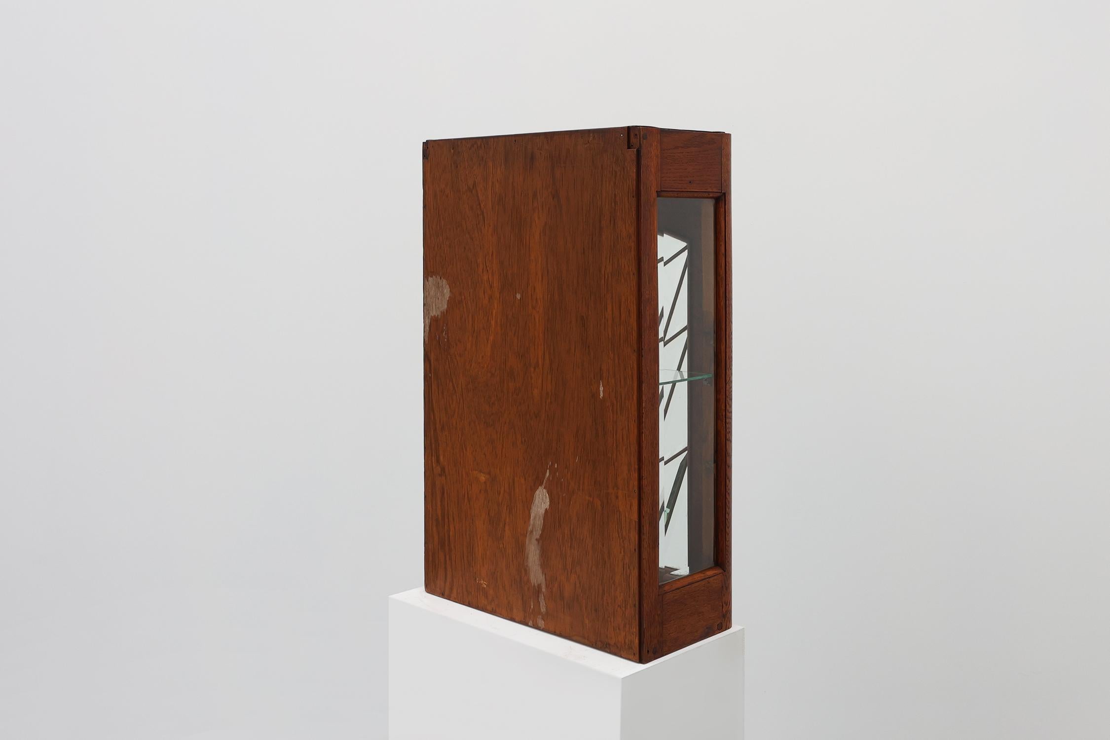 Mobile francese Art Déco in Oak con vetro smussato al piombo, 1920 ca. in vendita 12