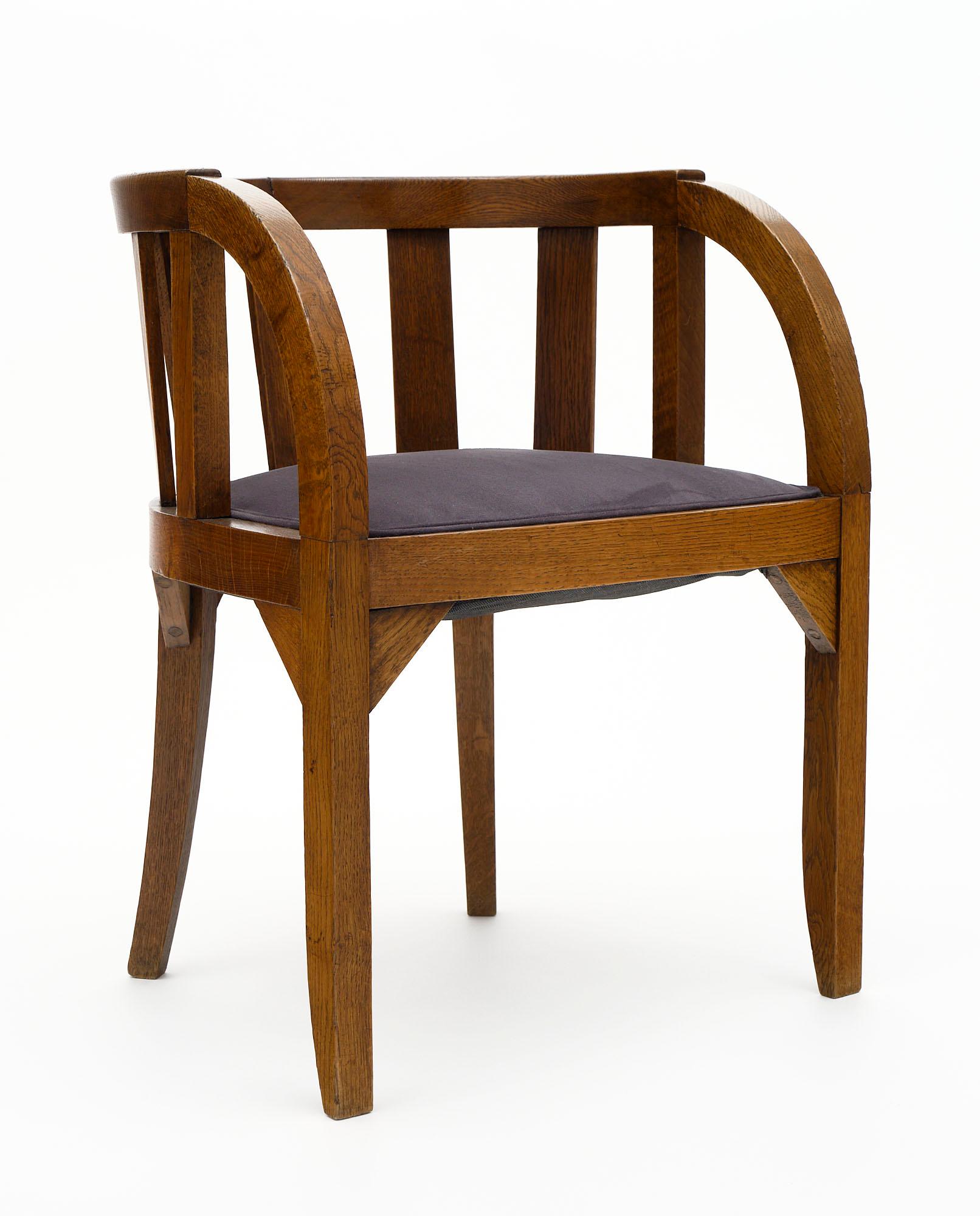 French Art Deco Oak Chairs In Good Condition In Austin, TX