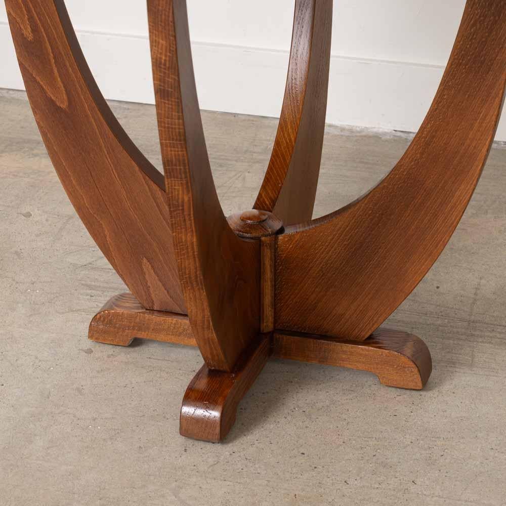 Französischer Art Deco Eiche Beistelltisch im Angebot 9