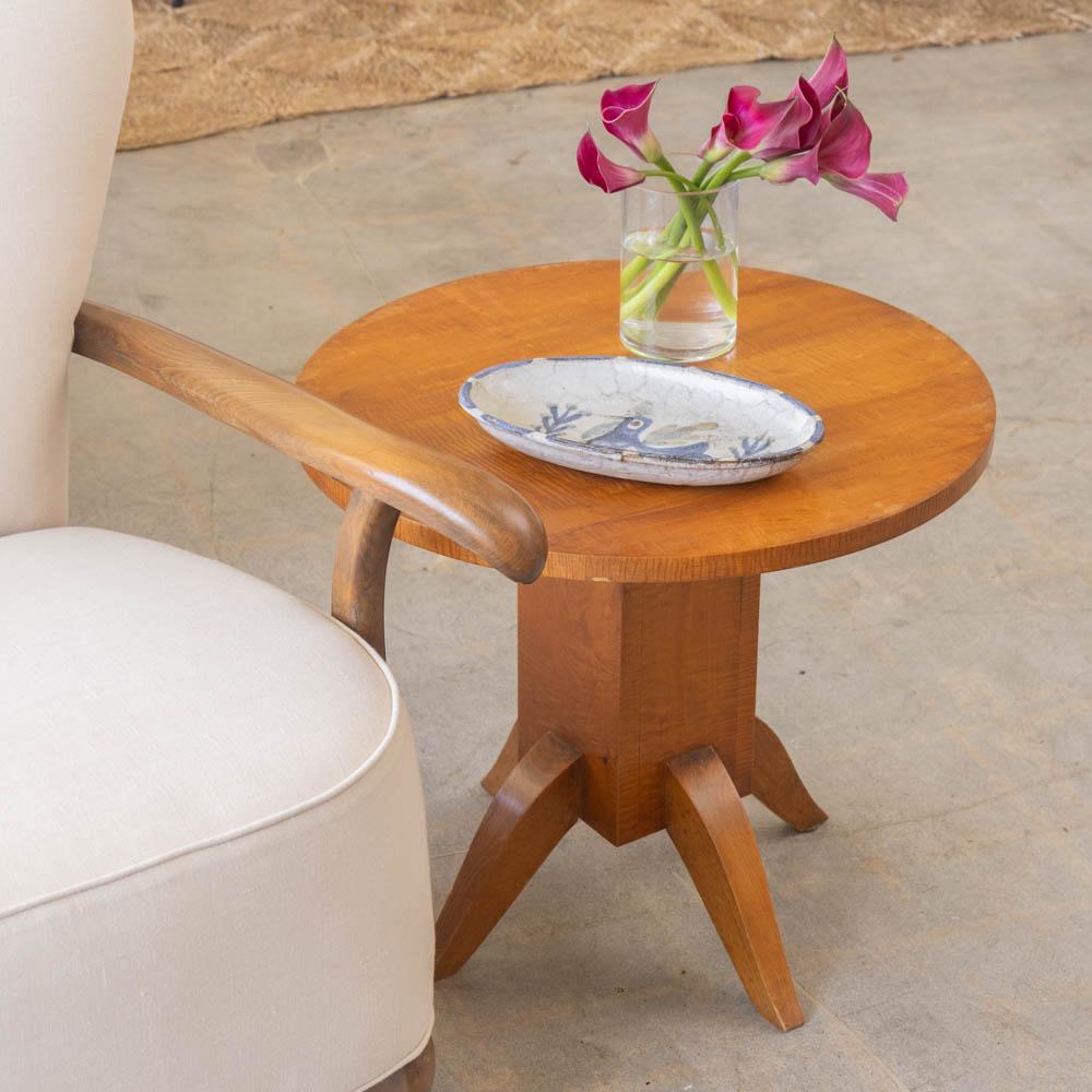 French Art Deco Oak Side Table In Good Condition For Sale In Los Angeles, CA