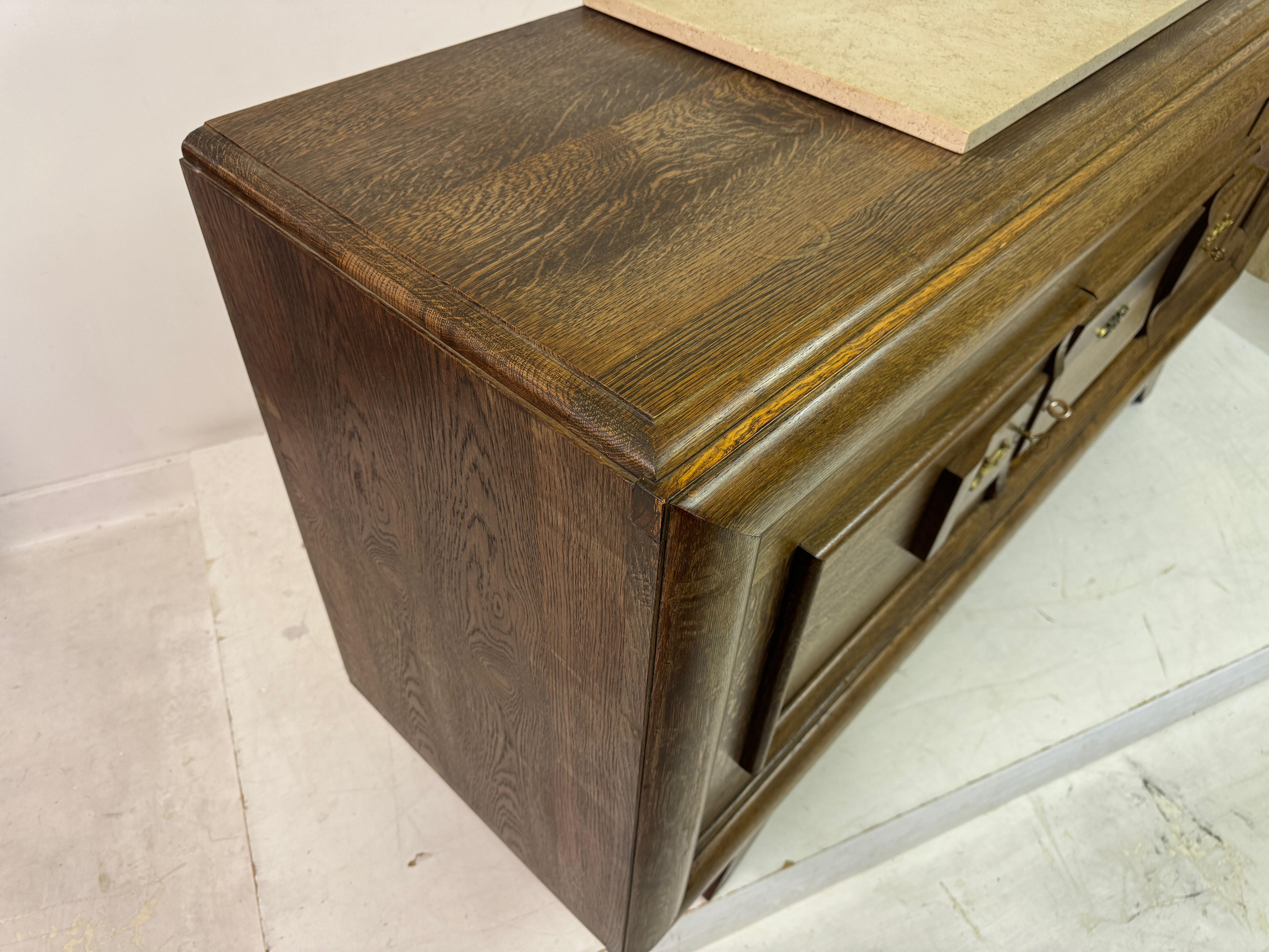 Credenza o buffet francese Art Déco in Oak del 1940 in vendita 5