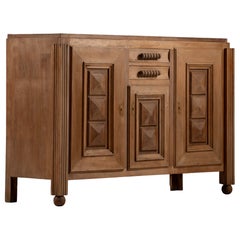 Credenza Art Déco francese in rovere con ante a punta di diamante, anni '30