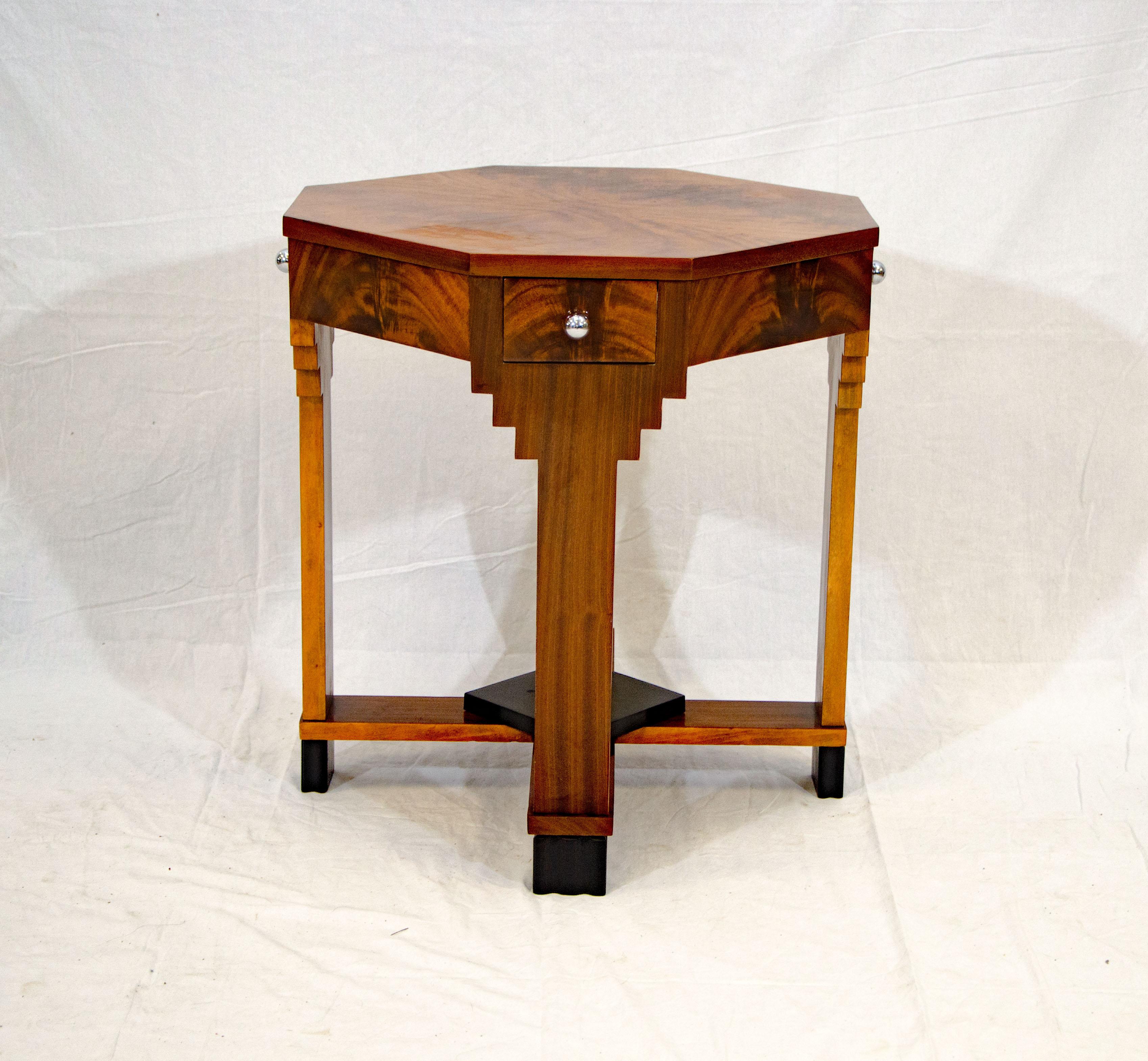 French Art Deco Octagonal Occasional or Accent Table In Good Condition In Crockett, CA