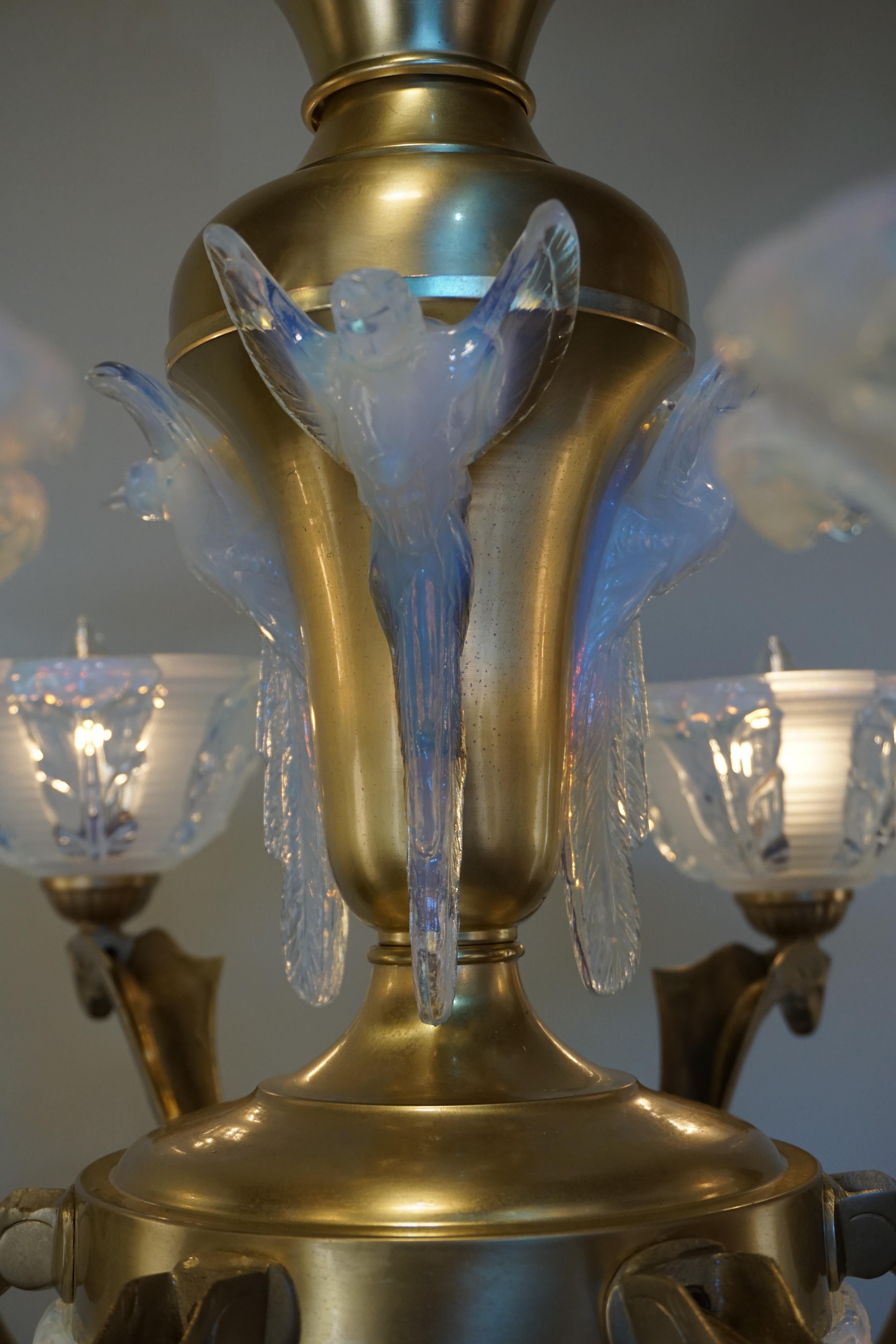 Mid-20th Century French Art Deco Opalescent Glass Chandelier by Ezan