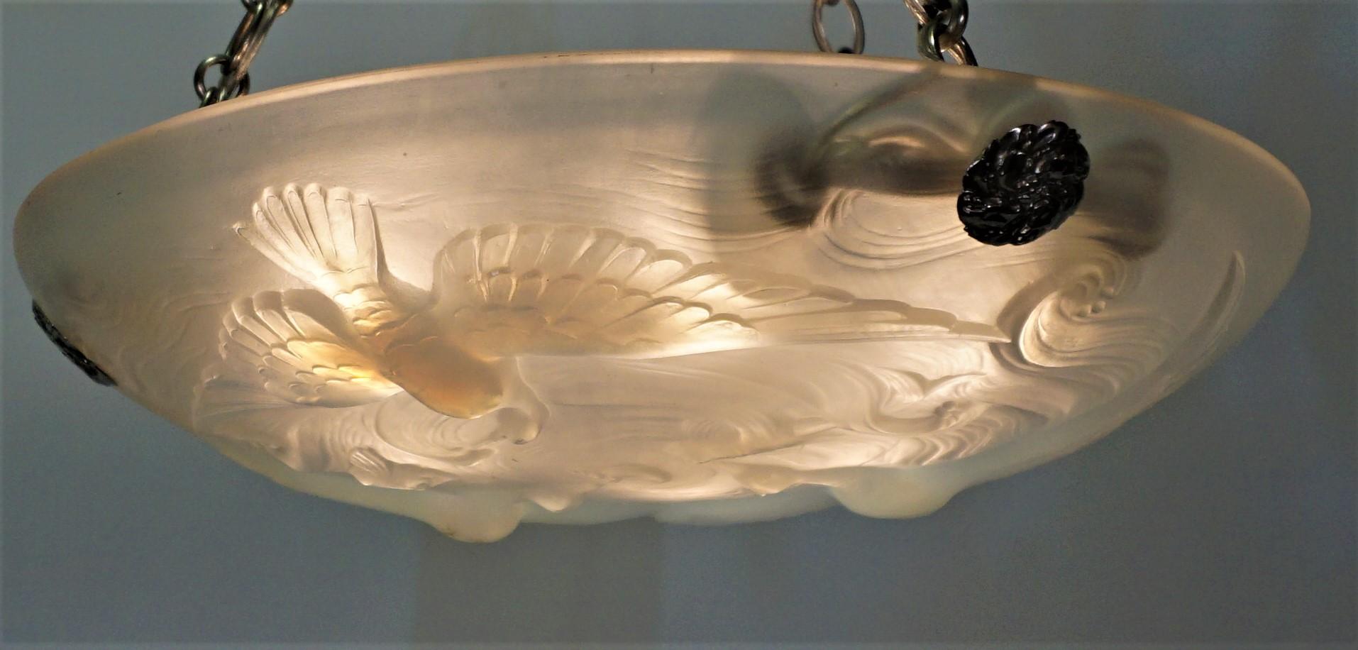 Early 20th Century French Art Deco Opalescent Glass Chandelier by Verlys Kingfisher Design For Sale