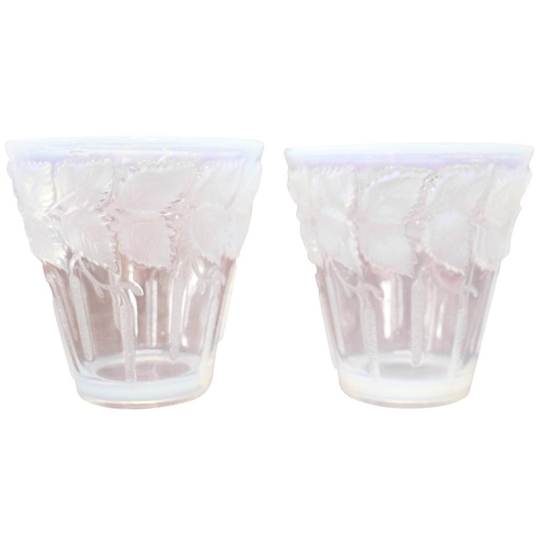 French Art Deco Opalescent Glass Pair of Vases For Sale