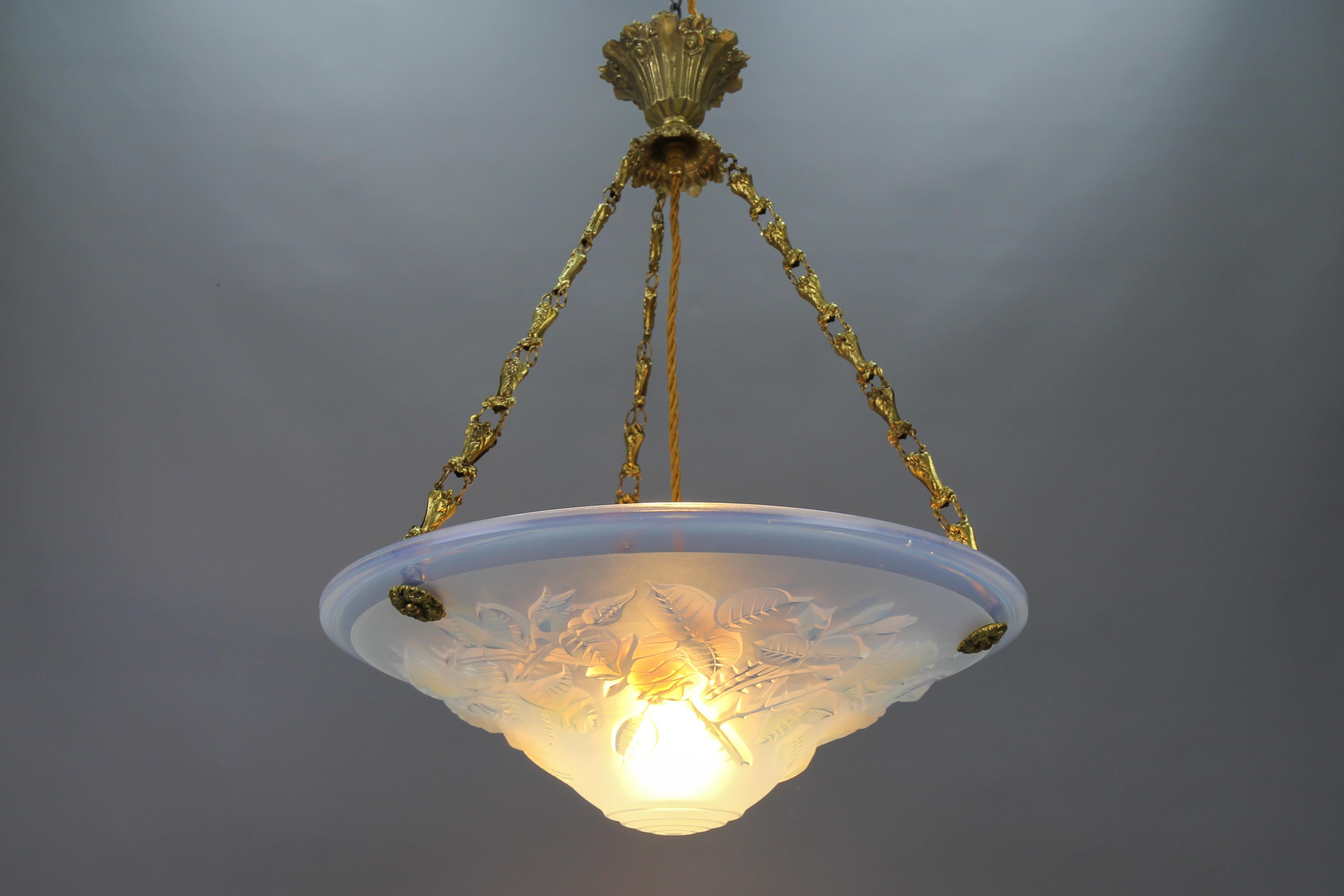Early 20th Century French Art Deco Opalescent Glass Pendant Light Roses by Pierre Maynadier  For Sale