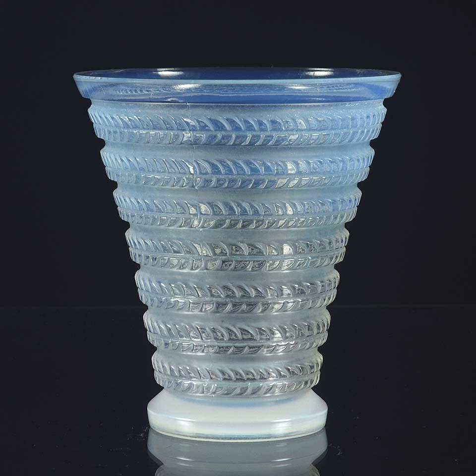 French Art Deco Opalescent Glass Vase 
