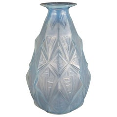 French Art Deco Opalescent Glass Vase with Raised Geometric Patterns by Sabino