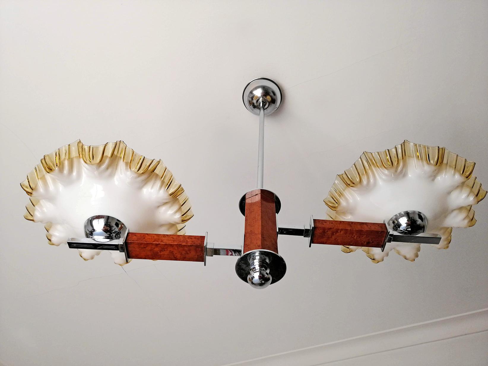 French Art Deco Opaline Ruffled Amber Art Glass Shades Wood & Chrome Chandelier In Good Condition For Sale In Coimbra, PT