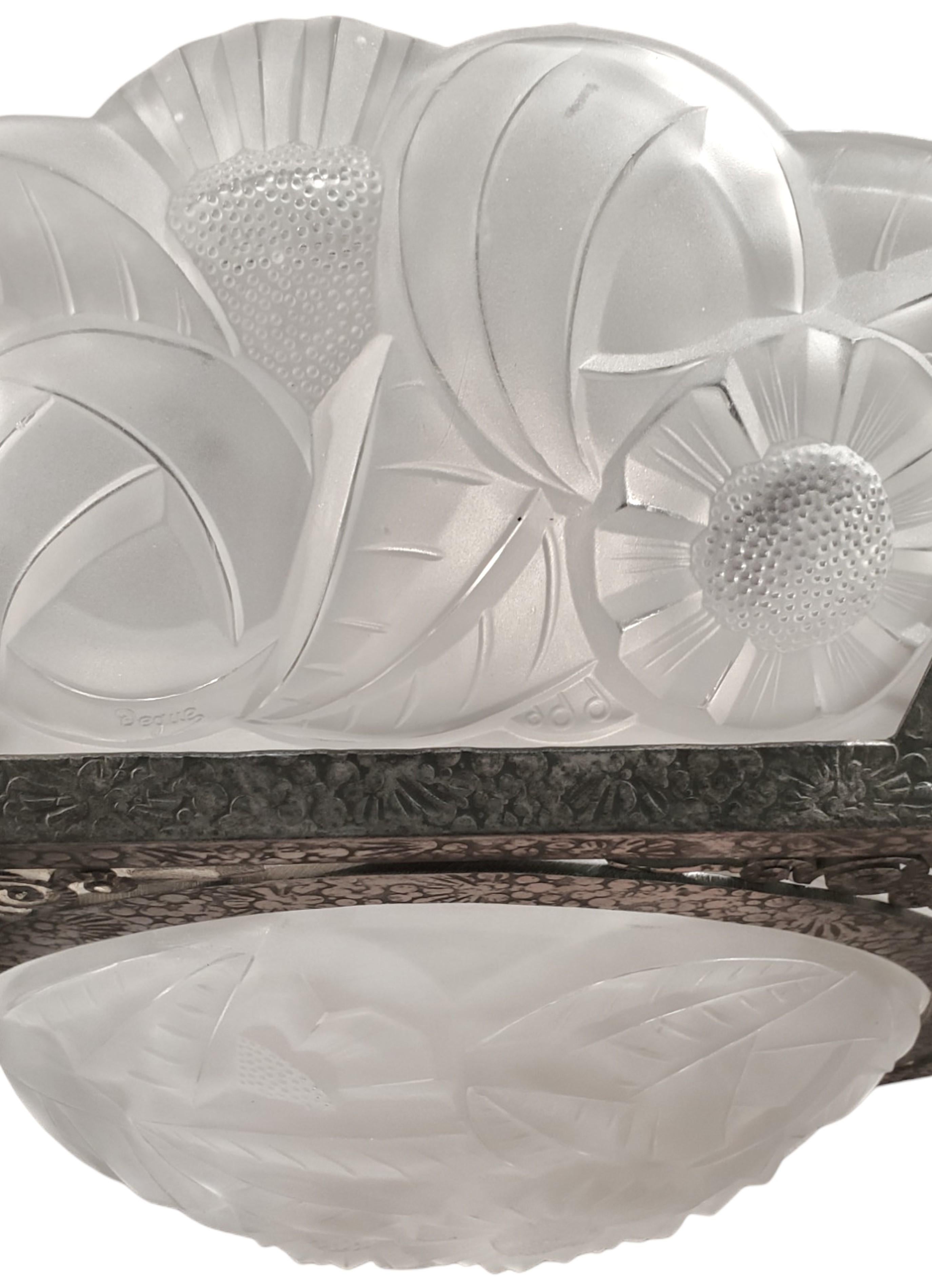 Lustre Art Déco original en verre dépoli à 6 panneaux signé Degué Bon état - En vente à New York City, NY